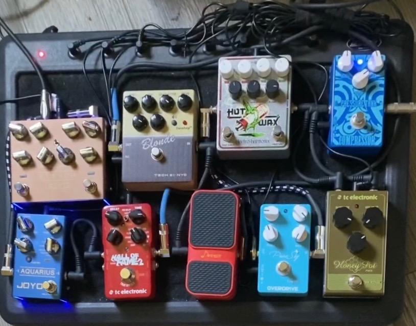 JOYO Multi-Mode Delay & Looper Guitar Pedal, 8 Effects incl. Galaxy/Tape Echo with Tap Tempo & 5-Min Loop (Aquarius R-07) customer photo 1