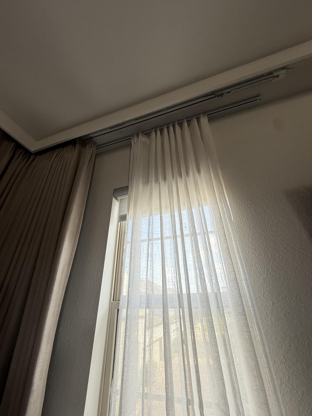 Smart Curtain System, Heavy Duty Electric Curtain Rod, WiFi Control, Compatible with Alexa, Google Home, Adjustable Length (20 ft rod) customer photo 1