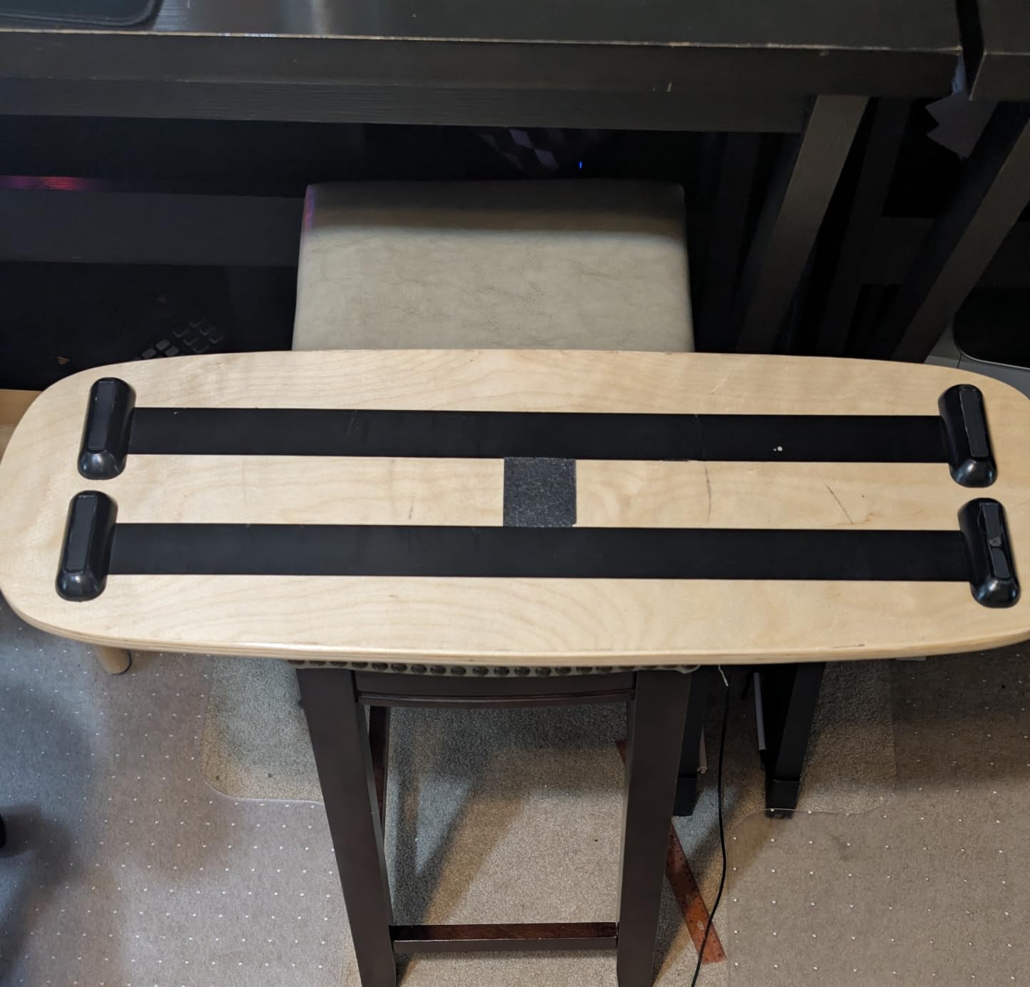 Fitlaya Fitness Balance Board Trainer Wooden Training Equipment for Fitness Workout, Hockey, Skateboarding, Surfing and Snowboarding customer photo 1
