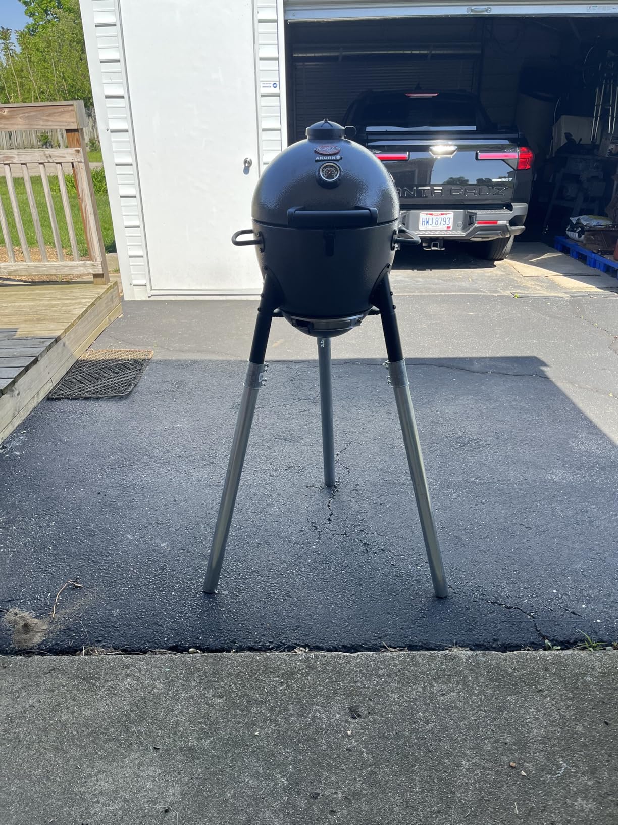 Char-Griller AKORN Jr. Portable Kamado Charcoal Grill and Smoker with Cast Iron Grates and Locking Lid with 155 Cooking Square Inches in Ash, Model E86714 customer photo 2