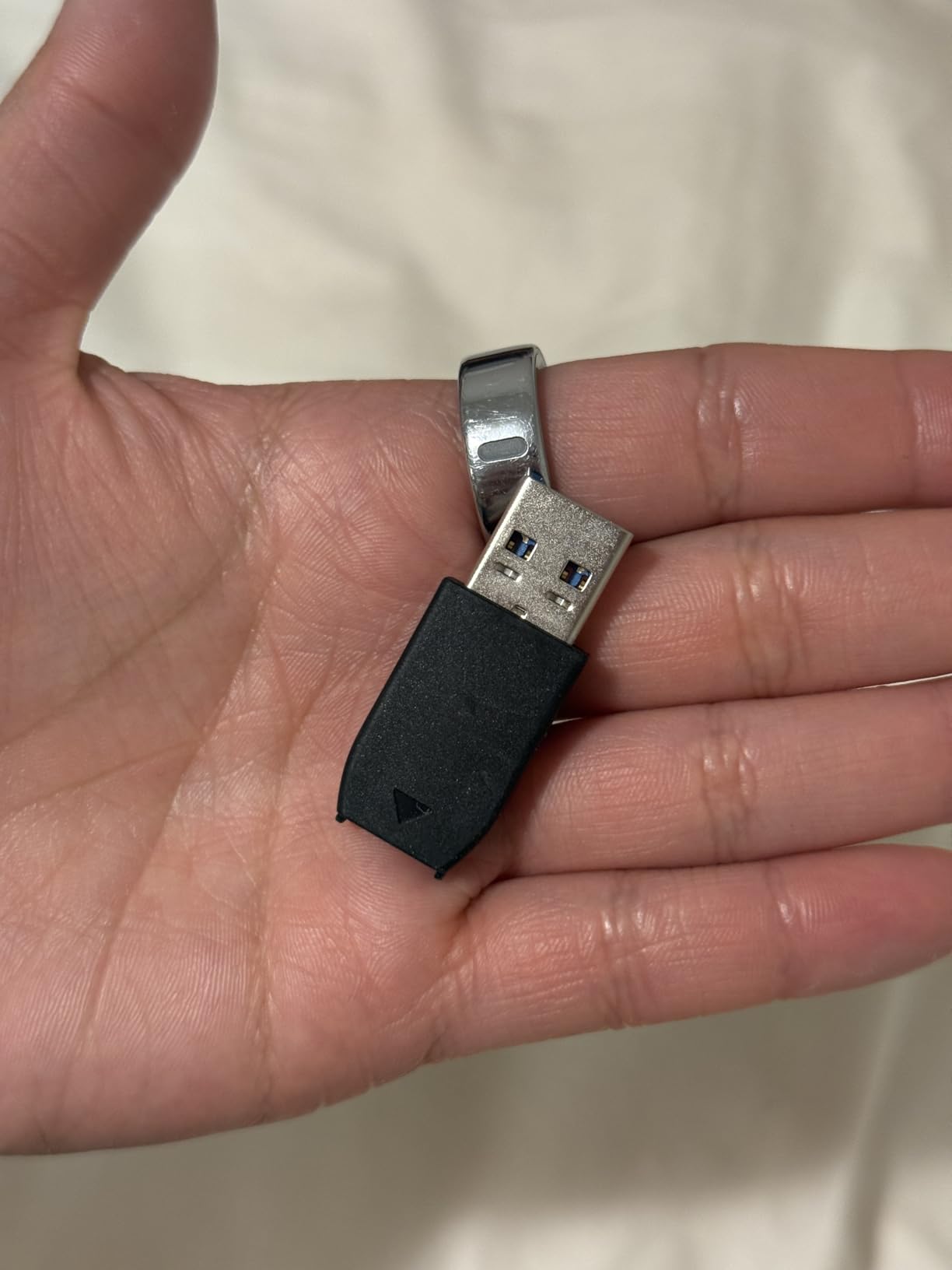 SANDISK 1TB Extreme Portable SSD - Up to 1050MB/s, USB-C, USB 3.2 Gen 2, IP65 Water and Dust Resistance, Updated Firmware - External Solid State Drive - SDSSDE61-1T00-G25 customer photo 1
