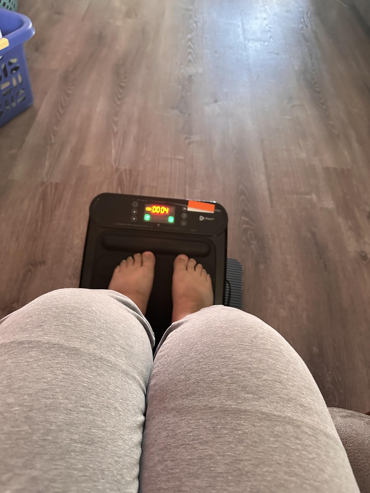 LifePro VibraFlow Foot Massager for Neuropathy - Relaxing Calf and Foot Therapy with Heat Option for Maximum Soothing Relief - Massager for Blood Circulation and Revitalization customer photo 1