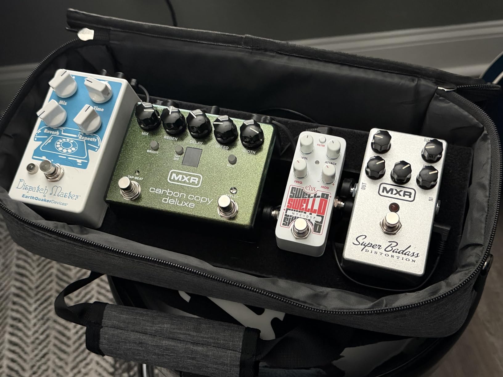 Ghost Fire Large Guitar Pedal Board Aluminum Alloy Super light Effect Pedalboard with Carry Bag (31.5''x15.5'' SPL-08) customer photo 2