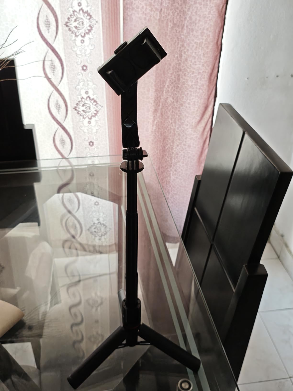 Smartphone Gimbal Stabilizer with Remote, Aluminum Extendable Selfie Stick Tripod, 360° Automatic Rotation, Auto Balance for Live Video Recording, Vlogging, YouTube Compatible with iPhone and Android customer photo 1