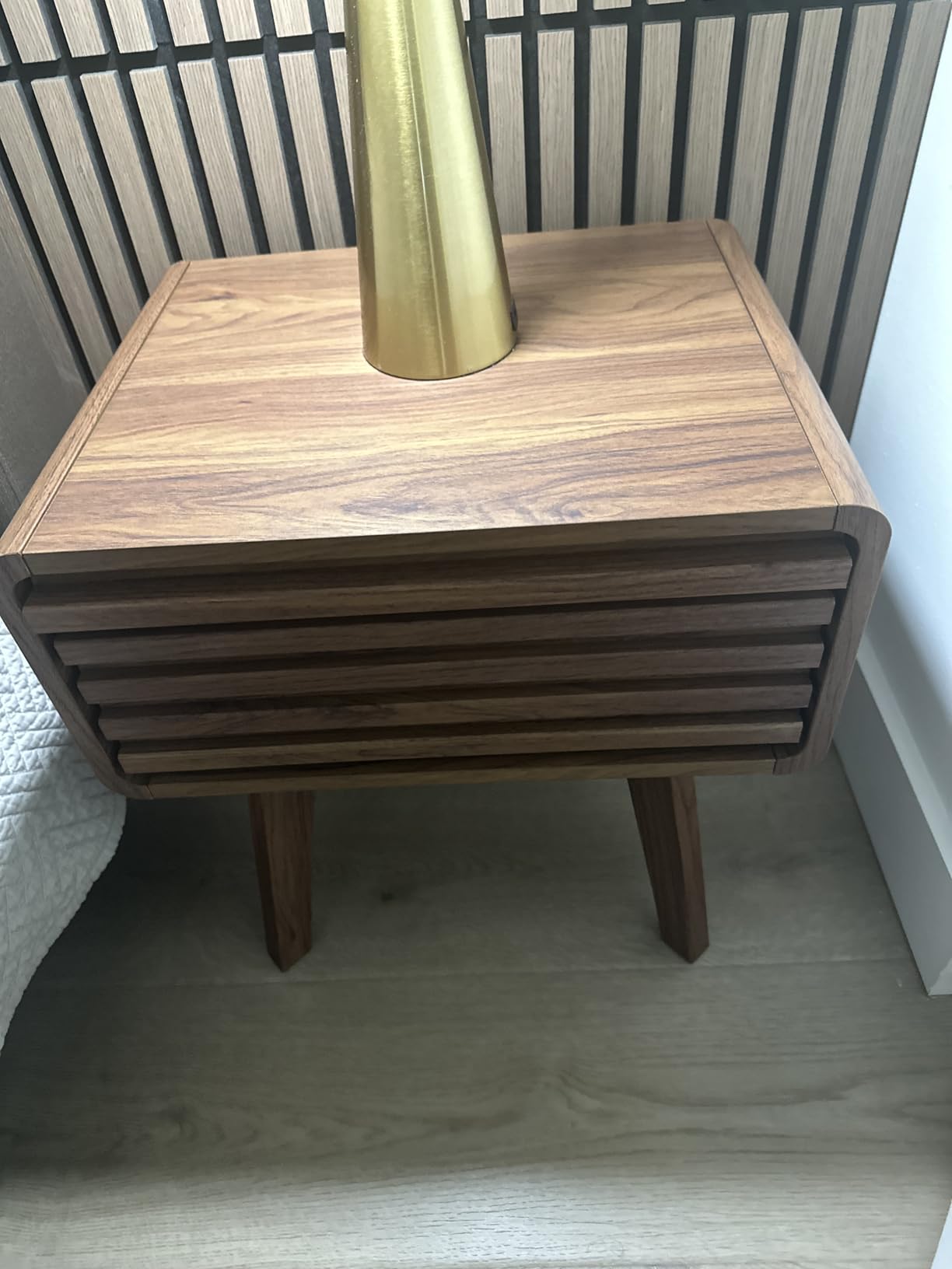 mopio Ensley Mid Century Modern Side Table, Small Accent Tables for Living Room, Mid Century Modern Night Stand, Bedside Tables, Wood Nightstands for Bedroom (Walnut, Single) customer photo 1