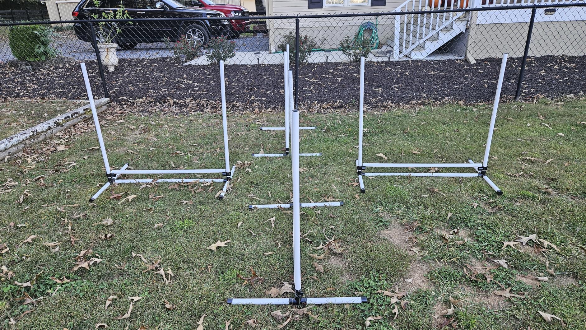 PawHut 4 Piece Dog Agility Training Equipment for Dog Agility Course Blue | Adjustable Height Jump Bars, Included Carry Bag, Displacing Top Bar customer photo 1
