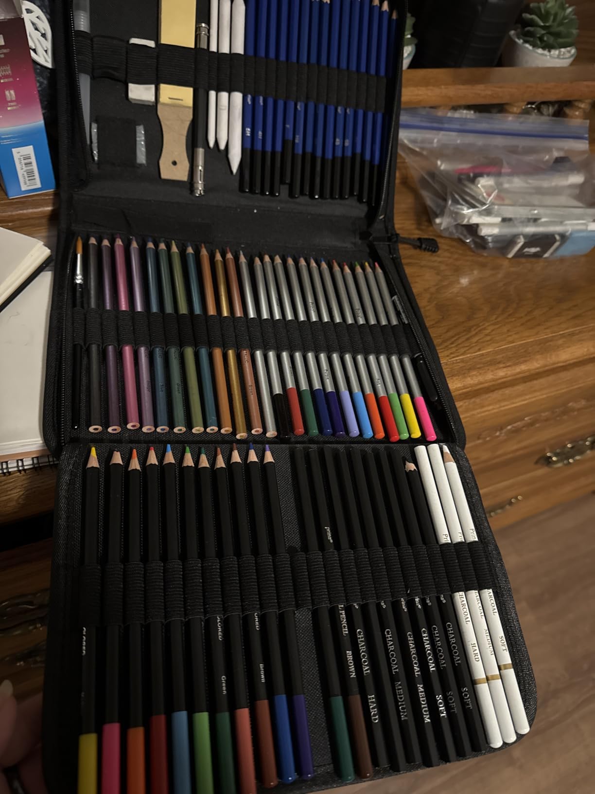 Prina 76 Pack Drawing Set Sketching Kit, Pro Art Supplies with 3-Color Sketchbook, Include Tutorial, Colored, Graphite, Charcoal, Watercolor & Metallic Pencil, for Artists Adults Teens Beginner customer photo 1