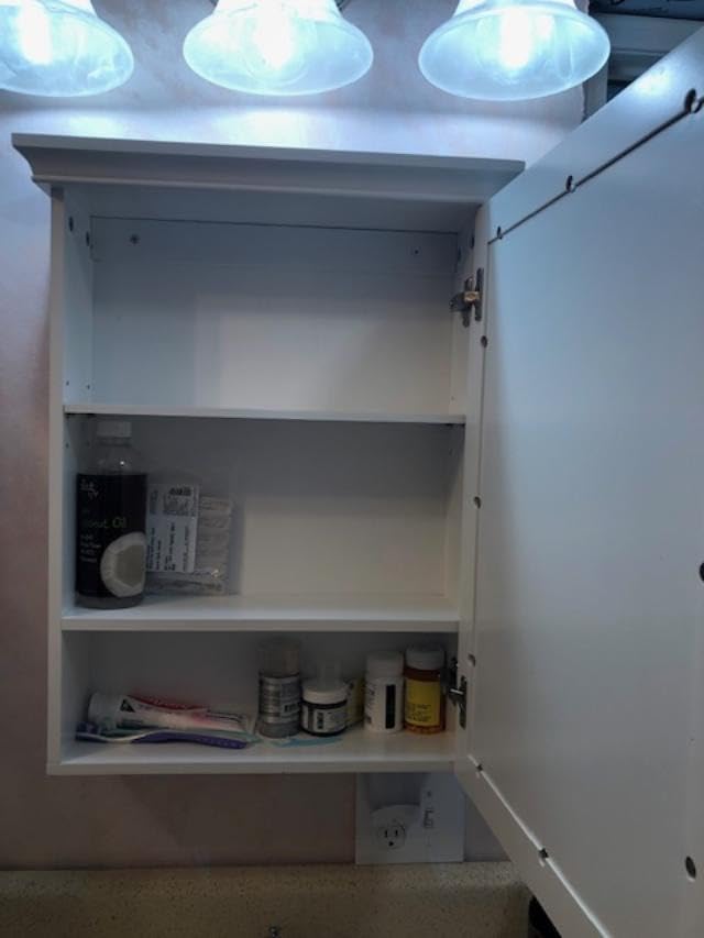 RiverRidge Somerset Wall Cabinet with Mirror Medicine Cabinet with Soft-Close Hinges & Adjustable Shelf Bathroom Mirror with Storage Shelves customer photo 2