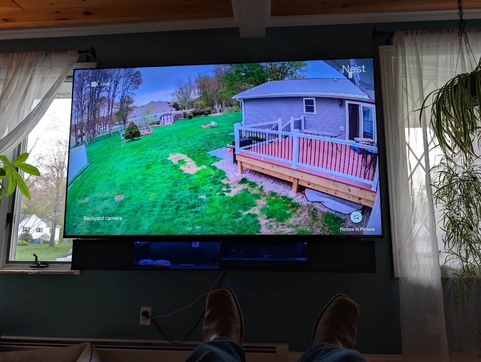 Google Nest Cam Outdoor or Indoor, Battery - Wireless Security Camera customer photo 1