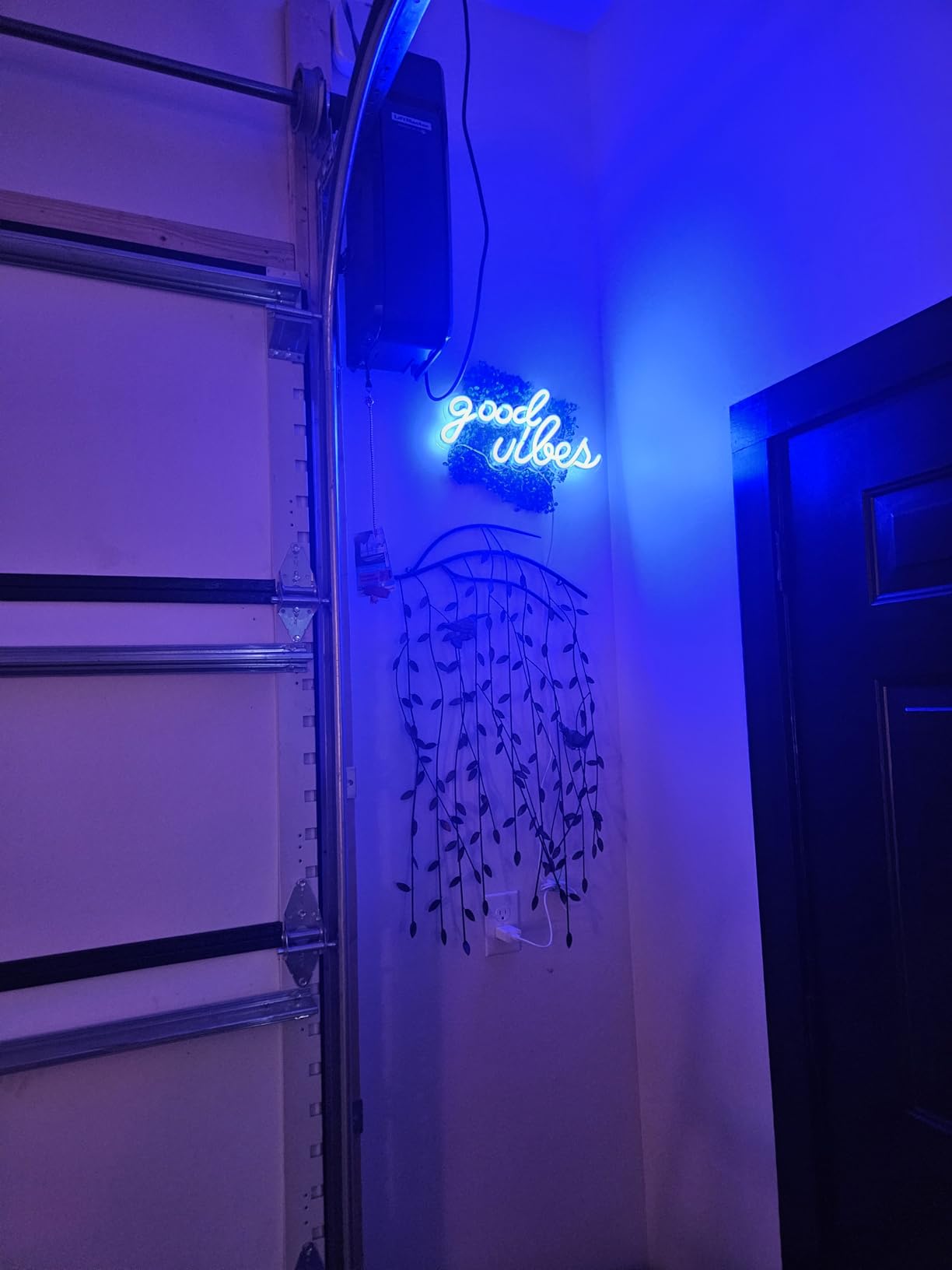 Olekki Blue Good Vibes Neon Sign - LED Neon Signs for Wall Decor, Neon Lights for Bedroom, Neon Wall Signs (16.1 x 8.3 inch) customer photo 1