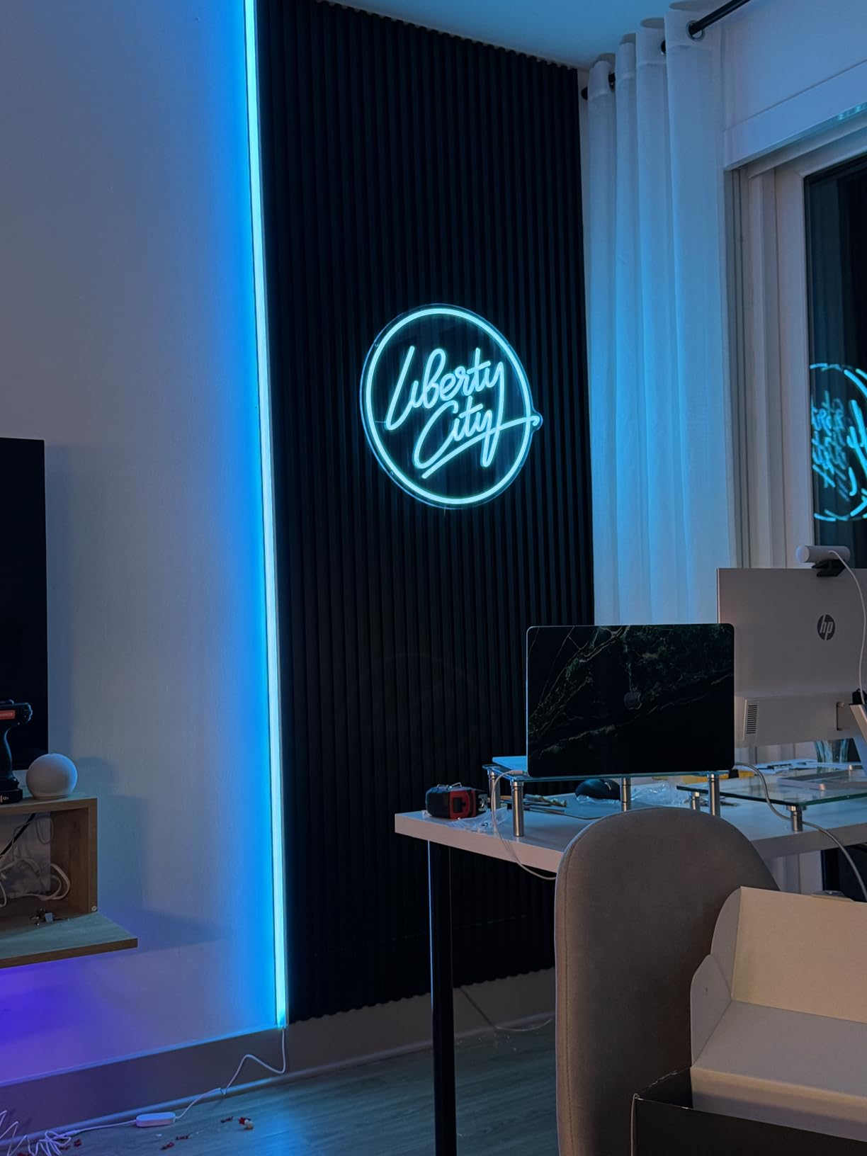 Yatvro Custom Neon Signs, Personalized Dimmable LED Neon Signs for Family Birthday Bar Wedding Party Night Light & Company Logo or Business Signs, Birthday Gift Name Neon Lights customer photo 2