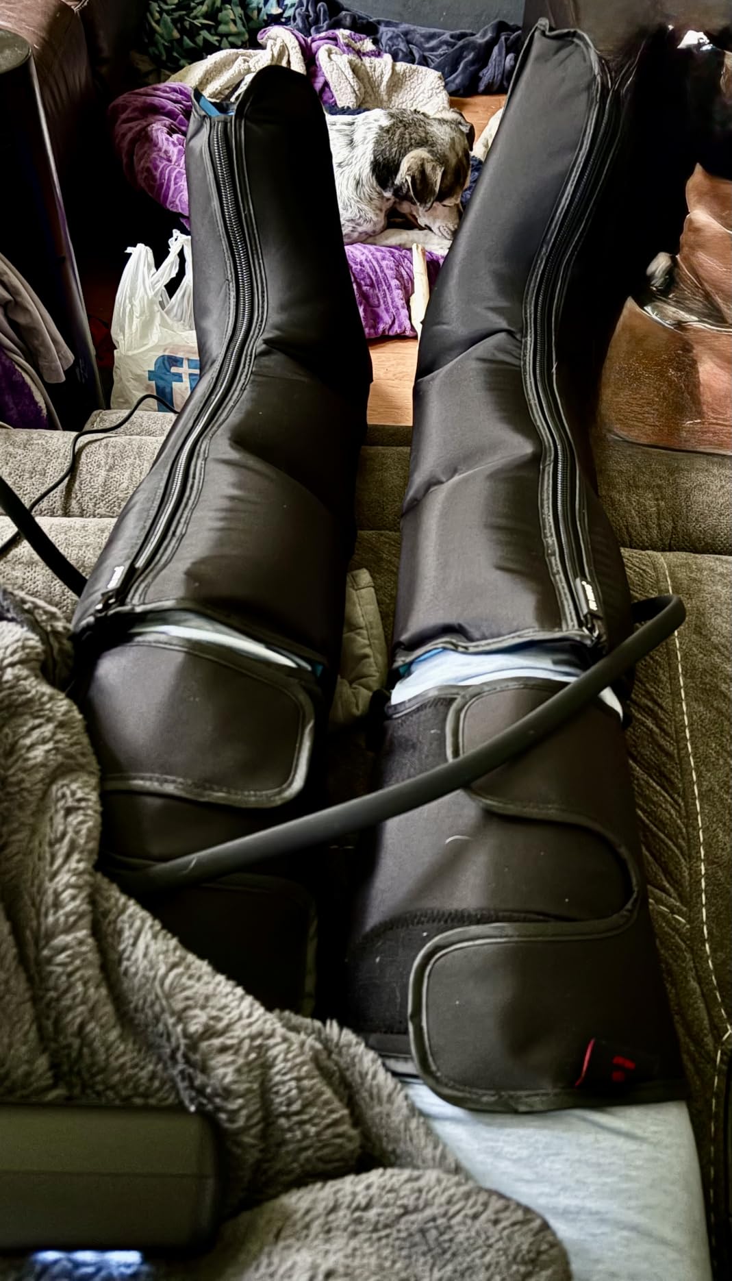 FIT KING Air Compression Leg Massager with Heat and Compression for Circulation and Pain Relief, Full Leg & Foot Massager for Swelling Edema RLS with Pressure Sensor LCD Display customer photo 1