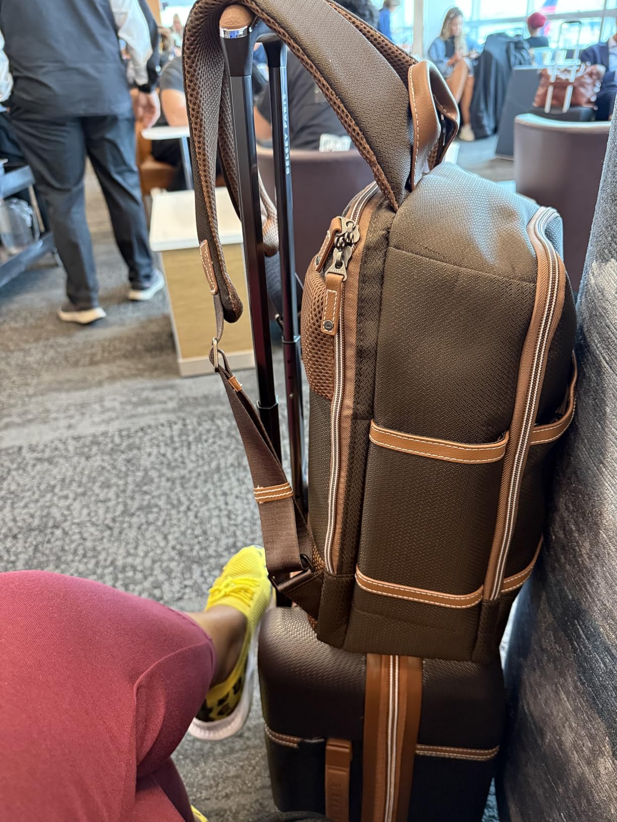 Delsey Chatelet Air 2.0 Checked Suitcase 28 Inch Large, Hardside Polycarbonate Luggage, Dual-Density Spinner Wheels, TSA Lock, Chocolate Brown customer photo 1