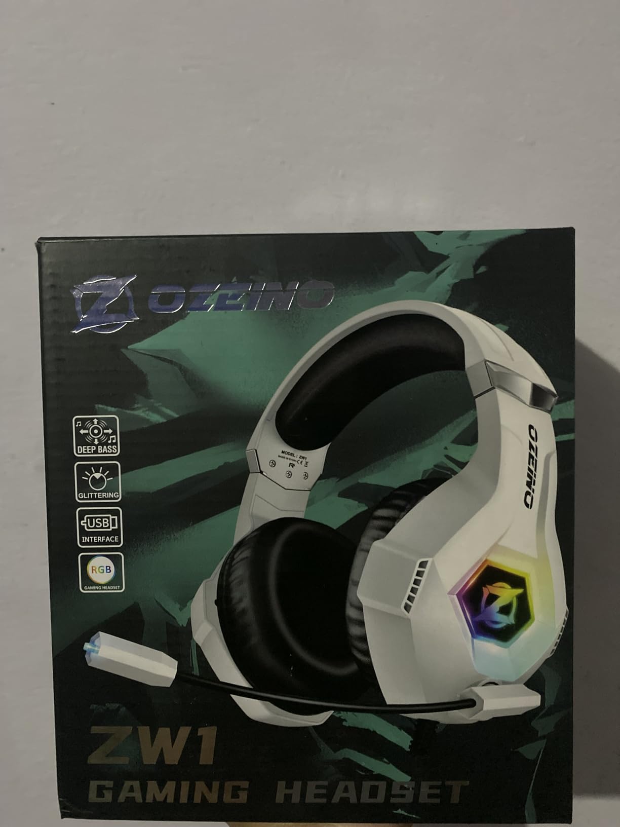 Ozeino Gaming Headset for PC, Ps4, Ps5, Xbox Headset with 7.1 Surround Sound Gaming Headphones with Noise Canceling Mic, LED Light Over Ear Headphones for Switch, Xbox Series X/S, Laptop, Mobile White customer photo 2