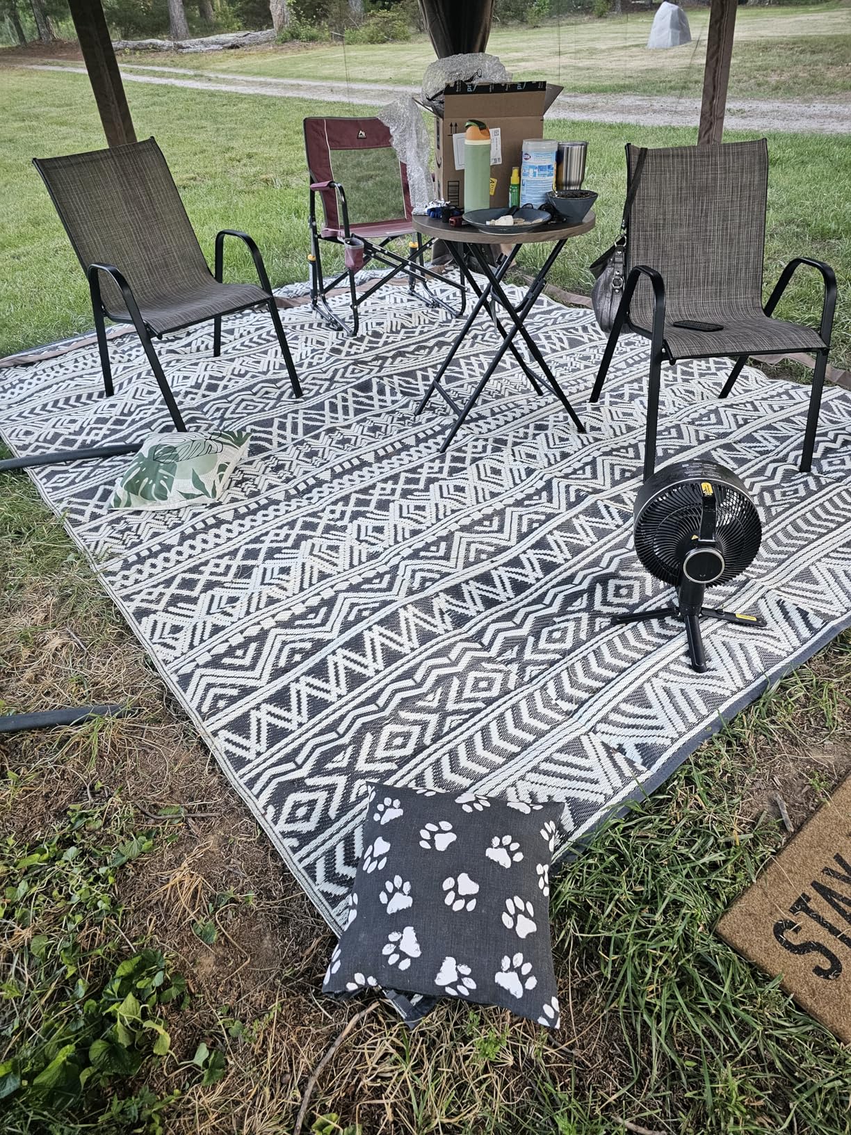 MontVoo Outdoor Rug Carpet Waterproof 5x8 Outdoor Patio Rug Mat Reverisble Plastic Straw Outdoor Rug for RV Camping Picnic Beach Balcony Boho Grey customer photo 1