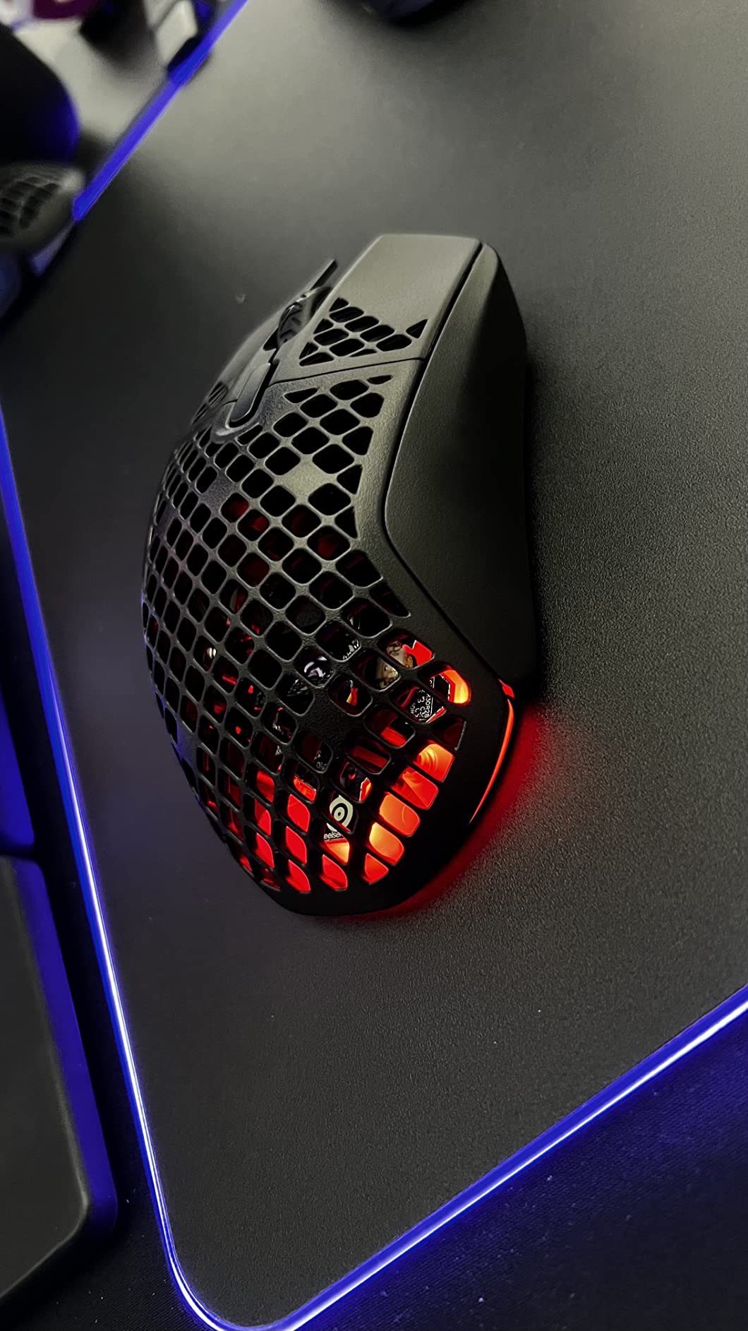 SteelSeries Aerox 9 Wireless MMO Gaming Mouse customer photo 1