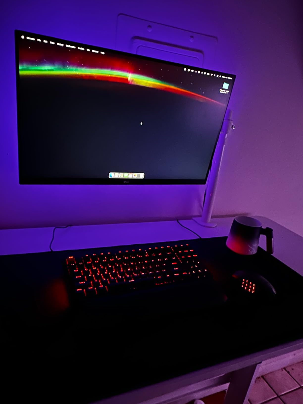 SteelSeries Aerox 9 Wireless MMO Gaming Mouse customer photo 2