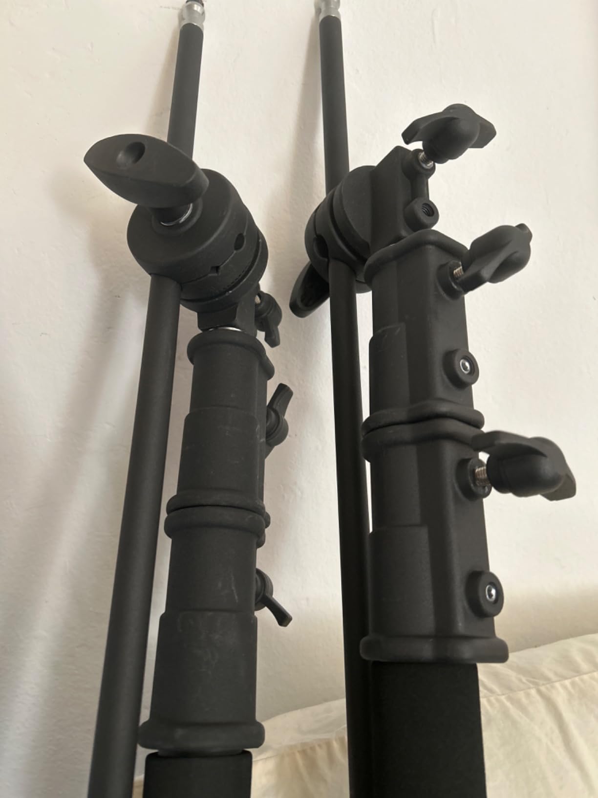 Soonpho 2 Pack 100% Heavy-Duty Steel C-Stand, Pro Photography Light Stand with 3.5ft/108cm Extension Arm, Grip Head, Turtle Base for Studio Monolight, Softbox, Reflector, Max Height 10ft/305cm - Black customer photo 1