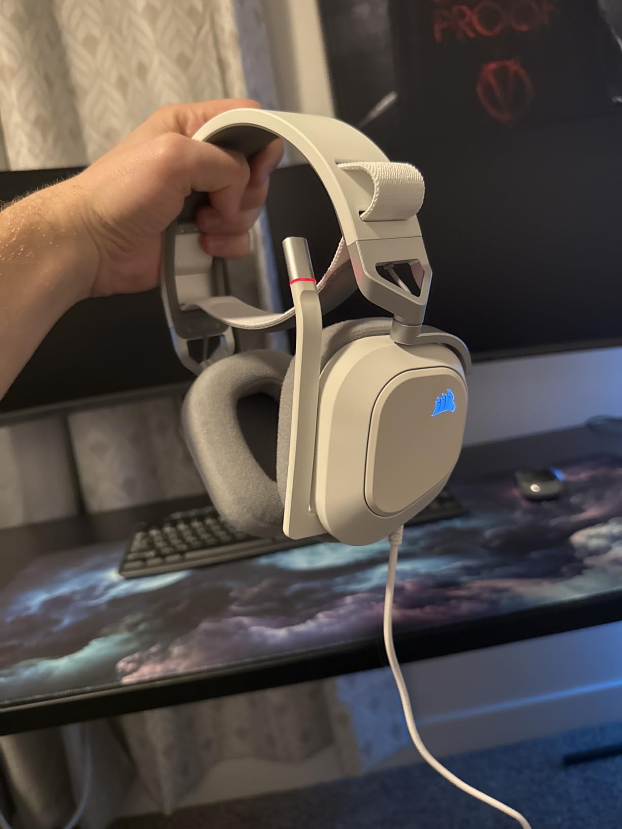 Corsair HS80 RGB USB Wired PC Gaming Headset - Black customer photo 2