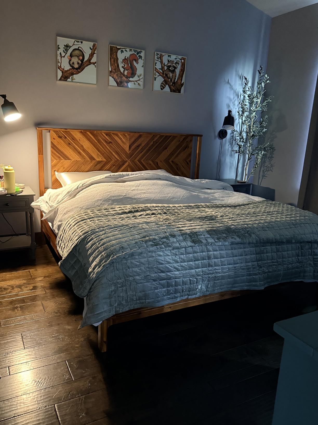 Bme Vivian 14 Inch Deluxe Bed Frame with Headboard, Rustic & Scandinavian Style with Solid Acacia Wood, No Box Spring Needed, 12 Strong Wood Slat Support, Easy Assembly, King, Rustic Golden Brown customer photo 2