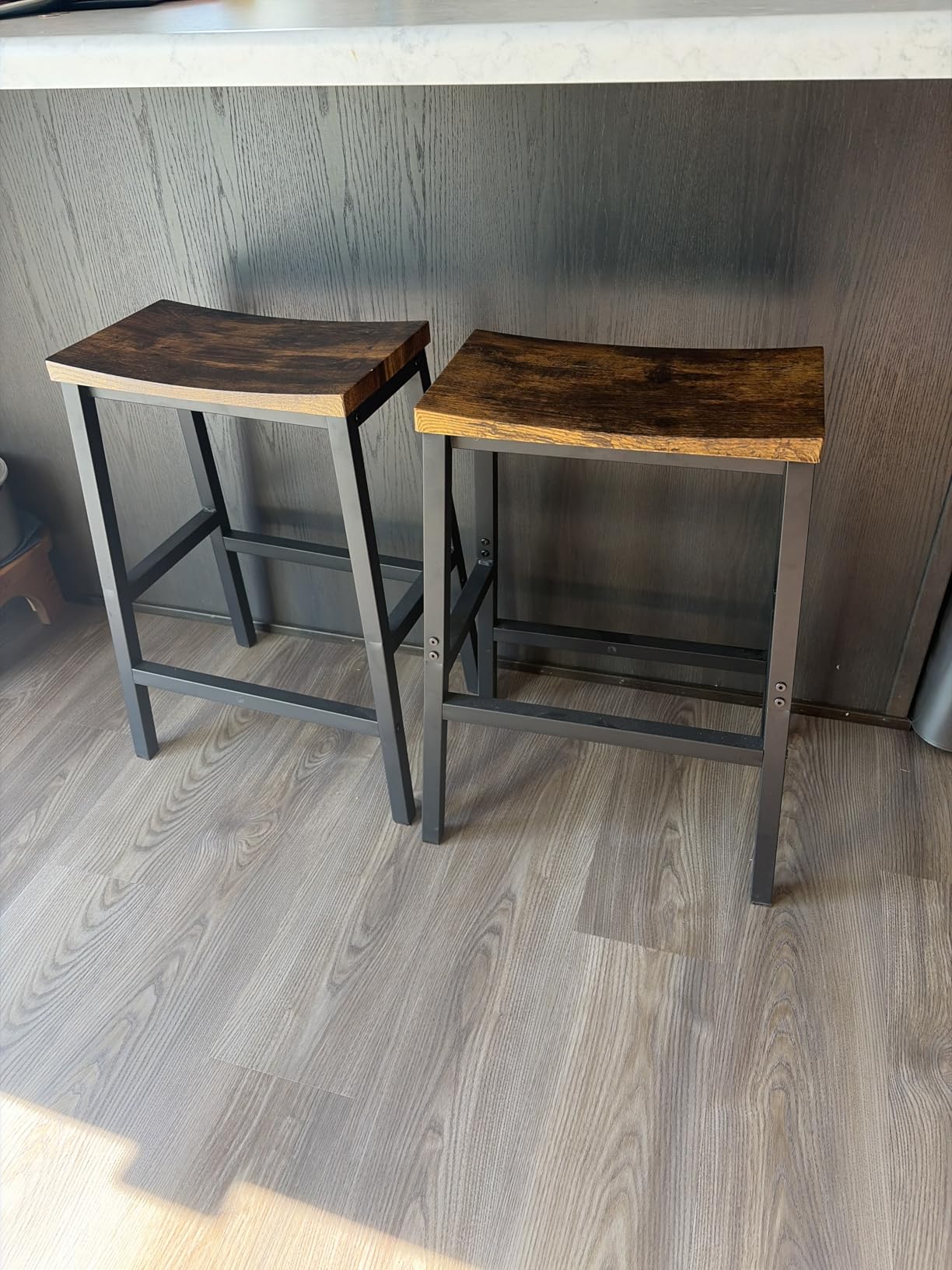 HOOBRO Bar Stools, Set of 2 Bar Chairs, 23.6 Inch Saddle Stools, Kitchen Counter Seat with Footrests, Industrial Barstools for Dining Room, Kitchen, Counter, Rustic Brown and Black BF02MD01 customer photo 1