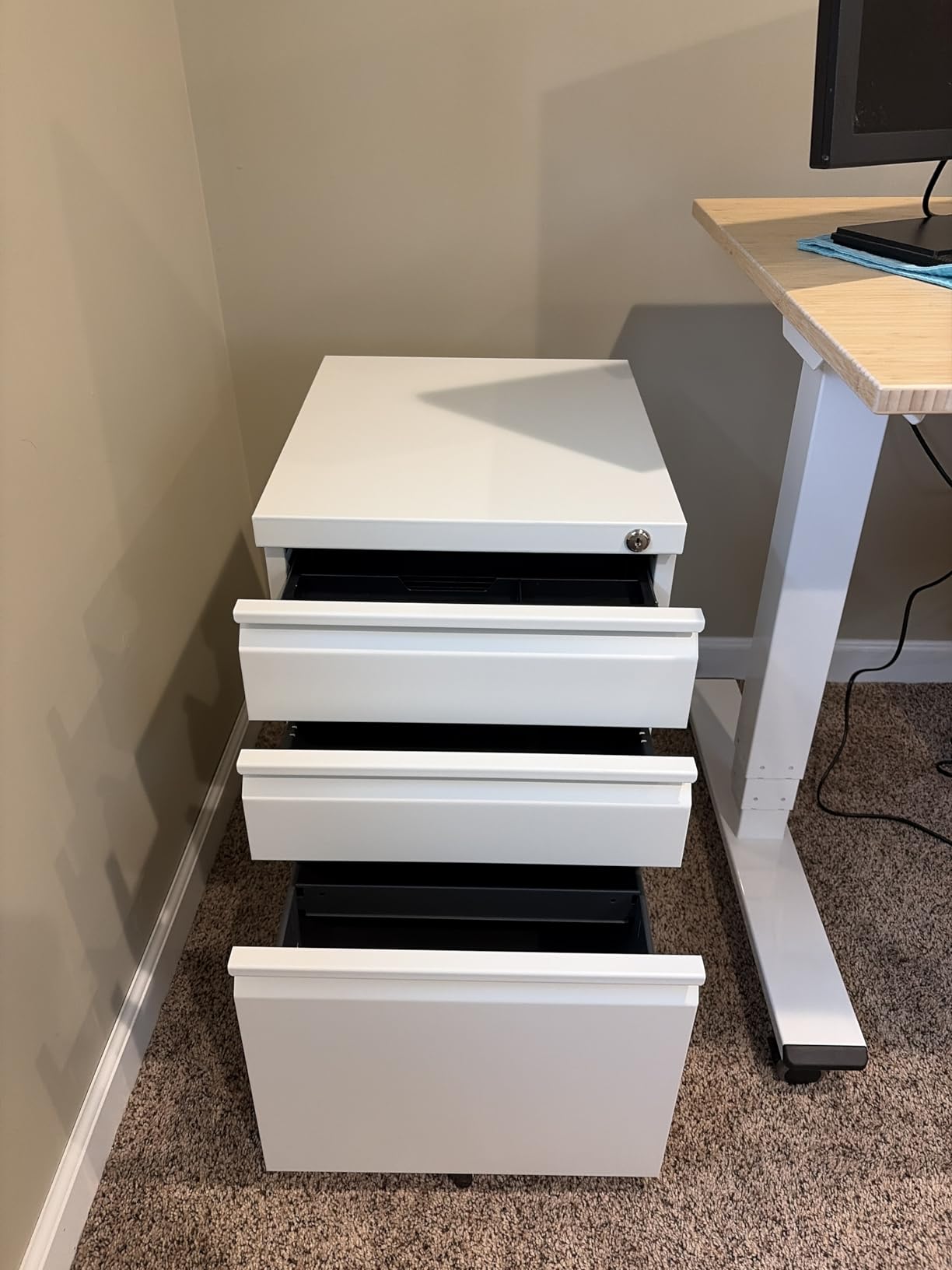 DEVAISE 3 Drawer Mobile File Cabinet Under Desk Office, Fully Assembled Except Casters, Letter/Legal Size, Black customer photo 1