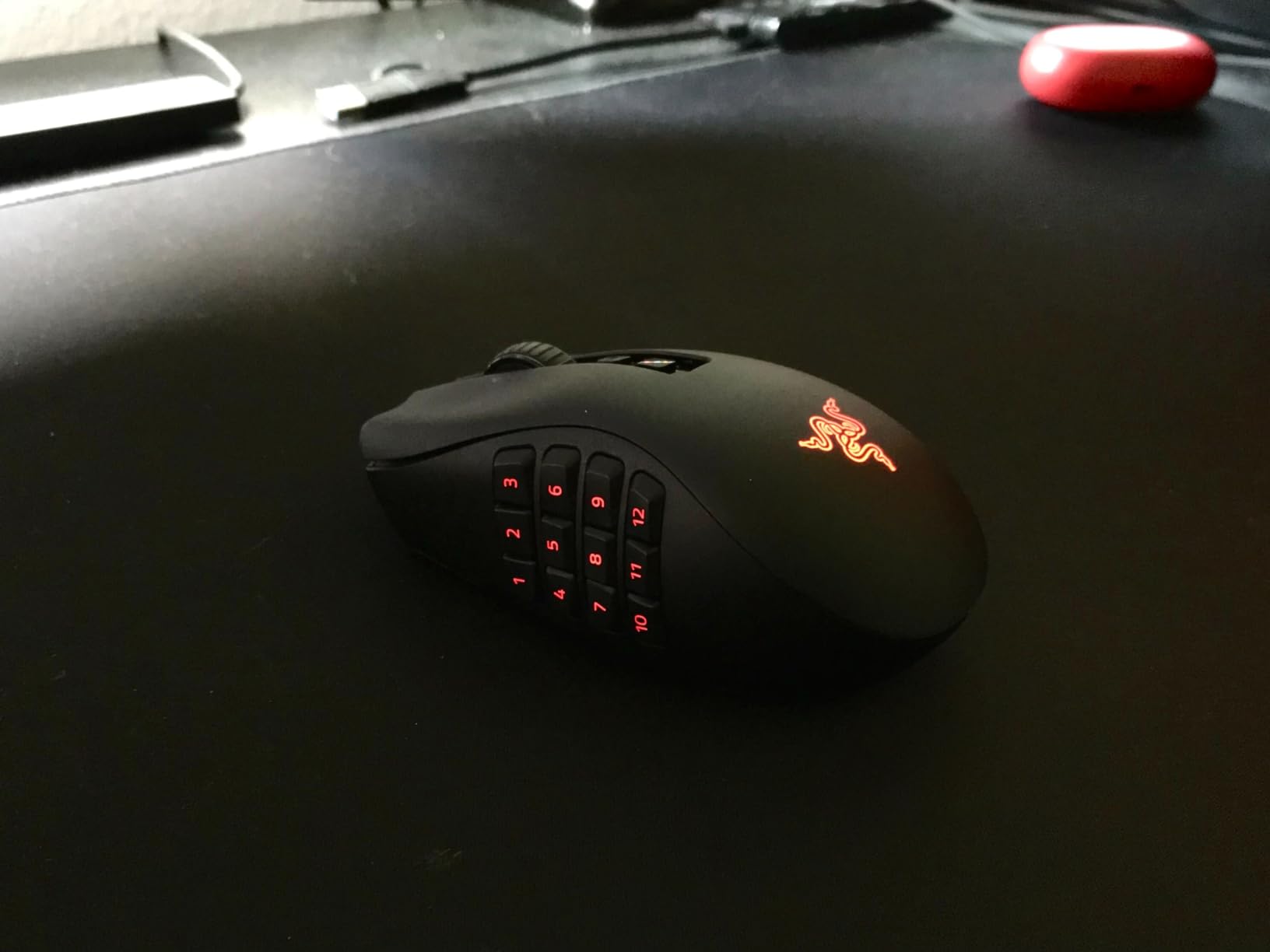 Razer Naga V2 Pro Wireless MMO Gaming Mouse customer photo 2