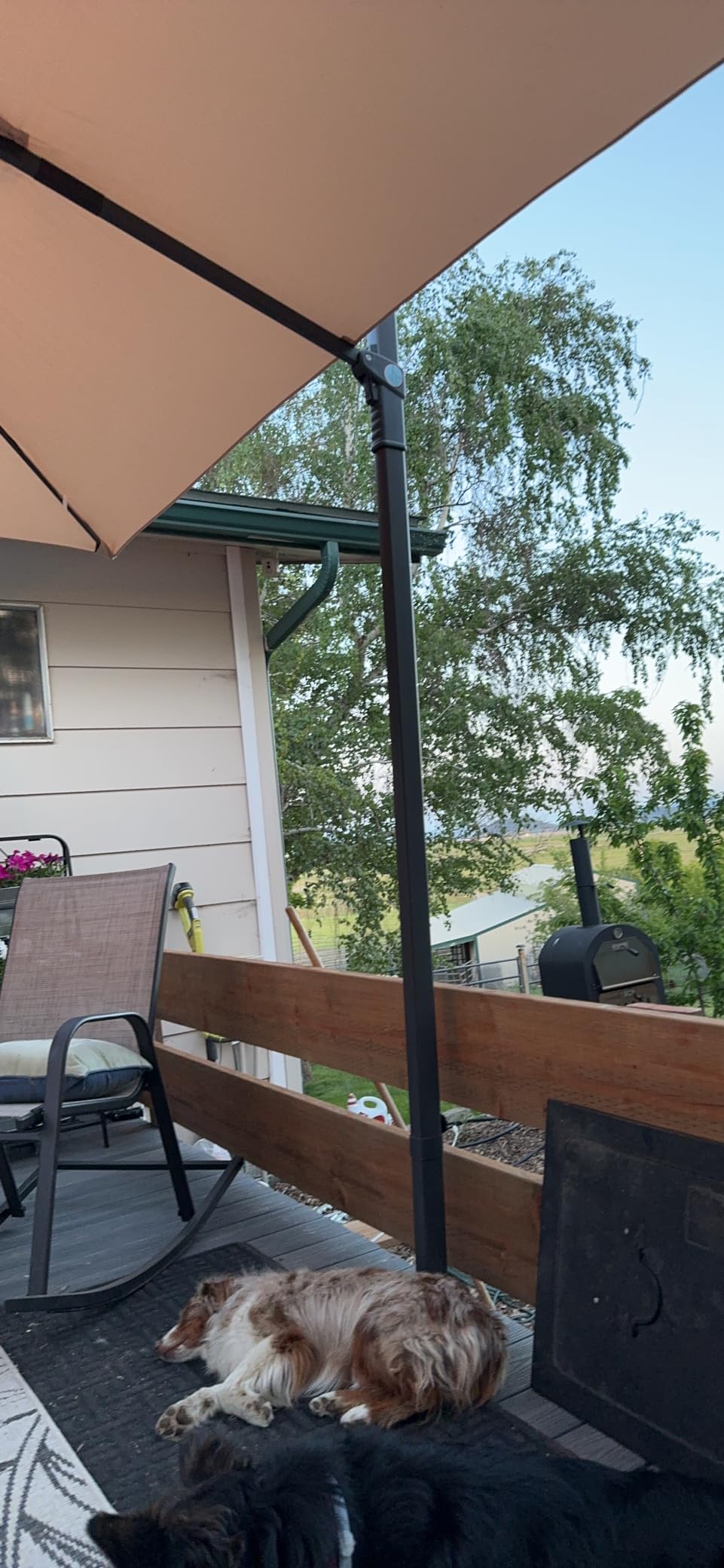 Tangkula 9.5 FT Cantilever Patio Umbrella, Outdoor Square Offset Umbrella with 360 Degree Rotation, Double Top Heavy Duty Patio Hanging Umbrella with Cross Base for Garden Deck Pool Backyard (Tan) customer photo 2