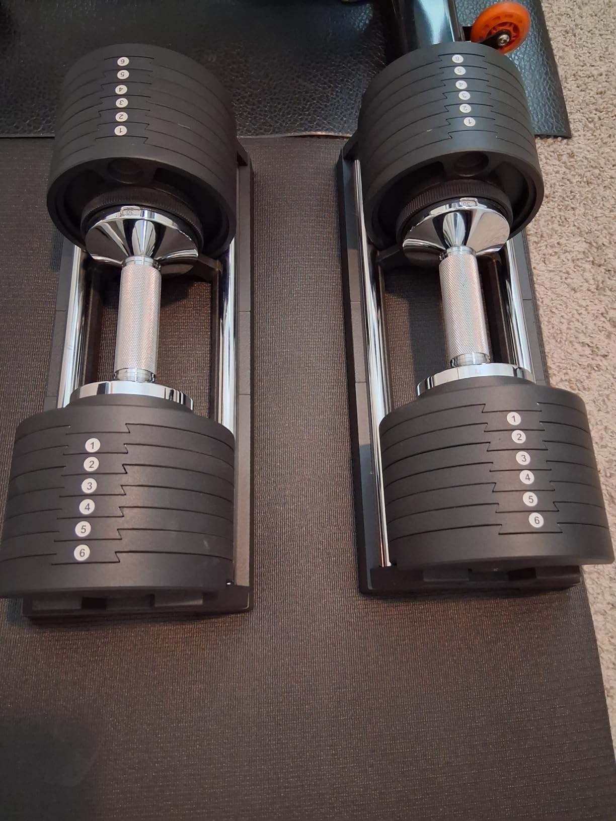 Snode AD80 Drop-proof Cast Iron Adjustable Dumbbells 80LBs | Knurled Chrome Handle, Fast Adjust, Compact Design, Durable Cast Iron Plates and Cradle, Heavy Weights Dumbbells Set for Home Gym customer photo 2