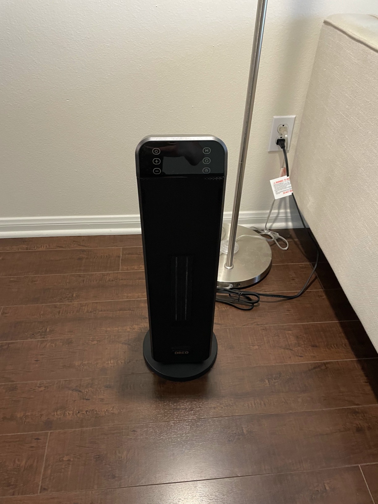 DREO 25 Inch Electric Space Heater for Indoor Use, Large Room, Thermostat | 11.5 ft/s Fast Heating, 25dB Quiet Operation, 70° Oscillation, Remote Control, Child Lock, Overheating & Tip-Over Protection customer photo 1