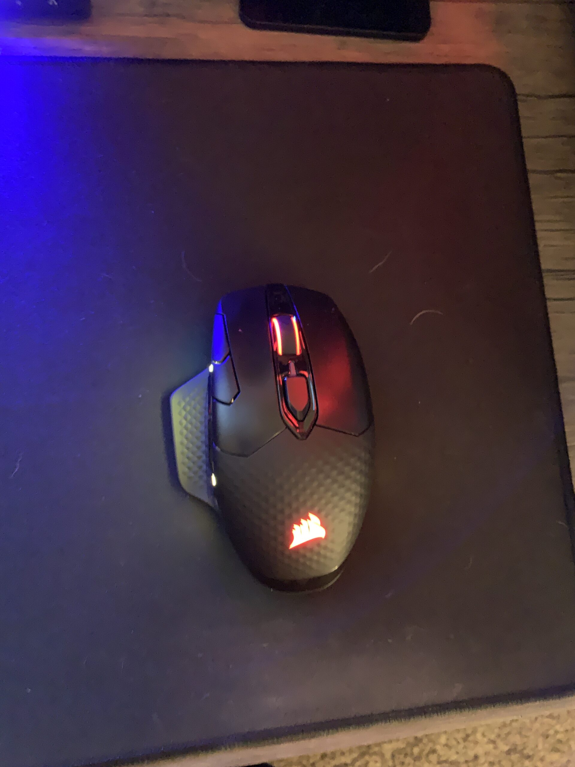 Corsair Darkstar Wireless RGB MMO Gaming Mouse customer photo 2
