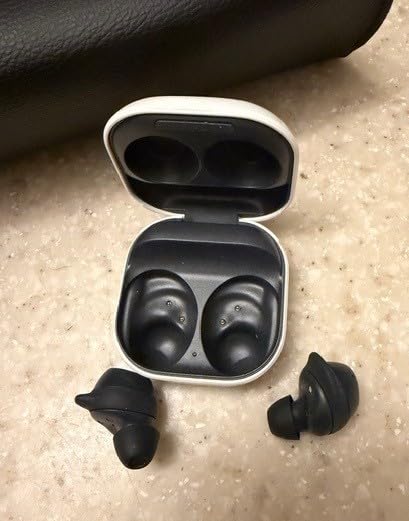 Samsung Galaxy Buds FE True Wireless Bluetooth Earbuds, Comfort and Secure in Ear Fit, Auto Switch Audio, Touch Control, Built-in Voice Assistant, Graphite [US Version, 1Yr Manufacturer Warranty] customer photo 1
