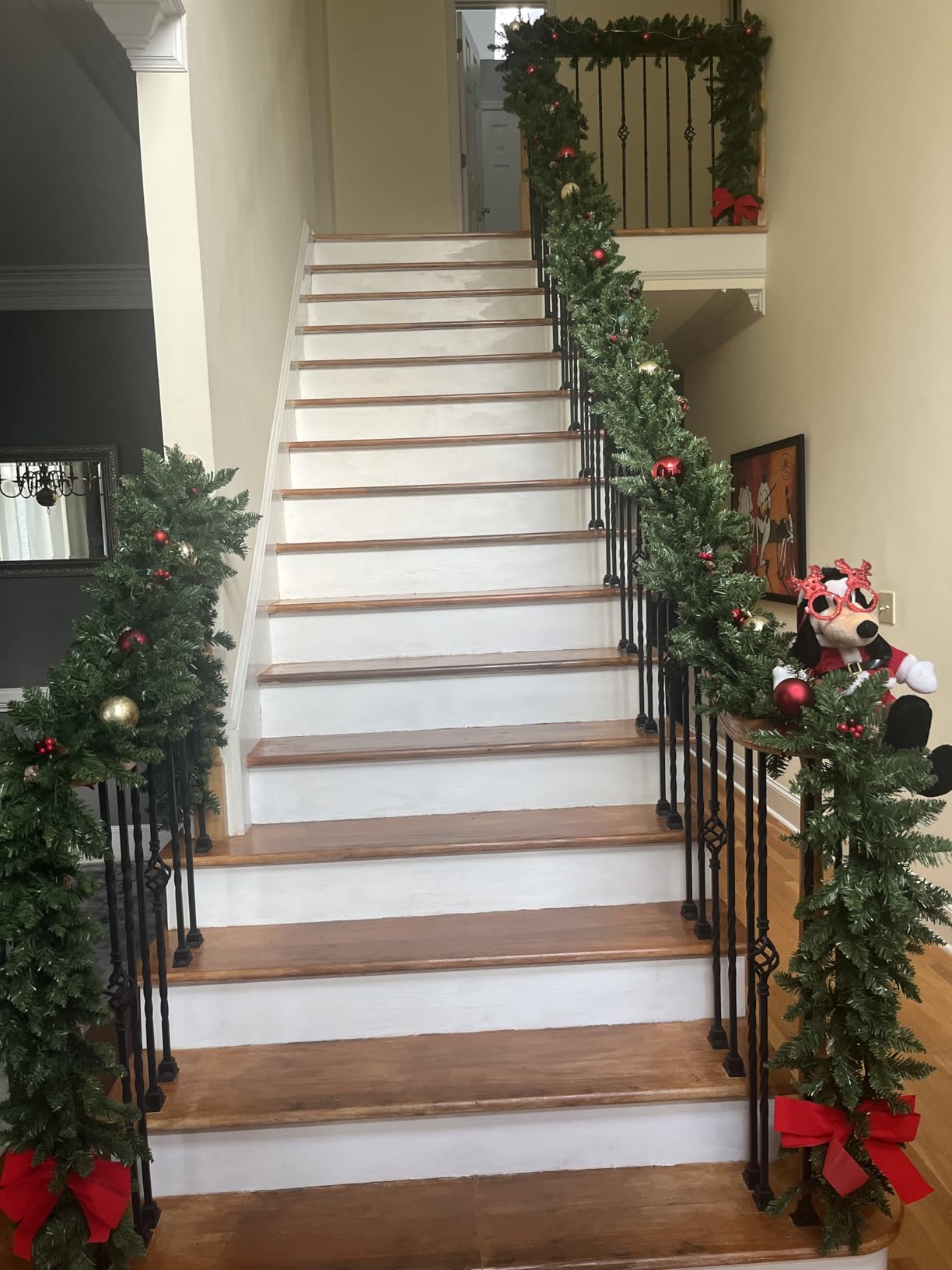 9FT Christmas Garland Pre-lit with 50 Lights, Plug in, for Mantle/Stair/Indoor/Outdoor Xmas Garland Green customer photo 1
