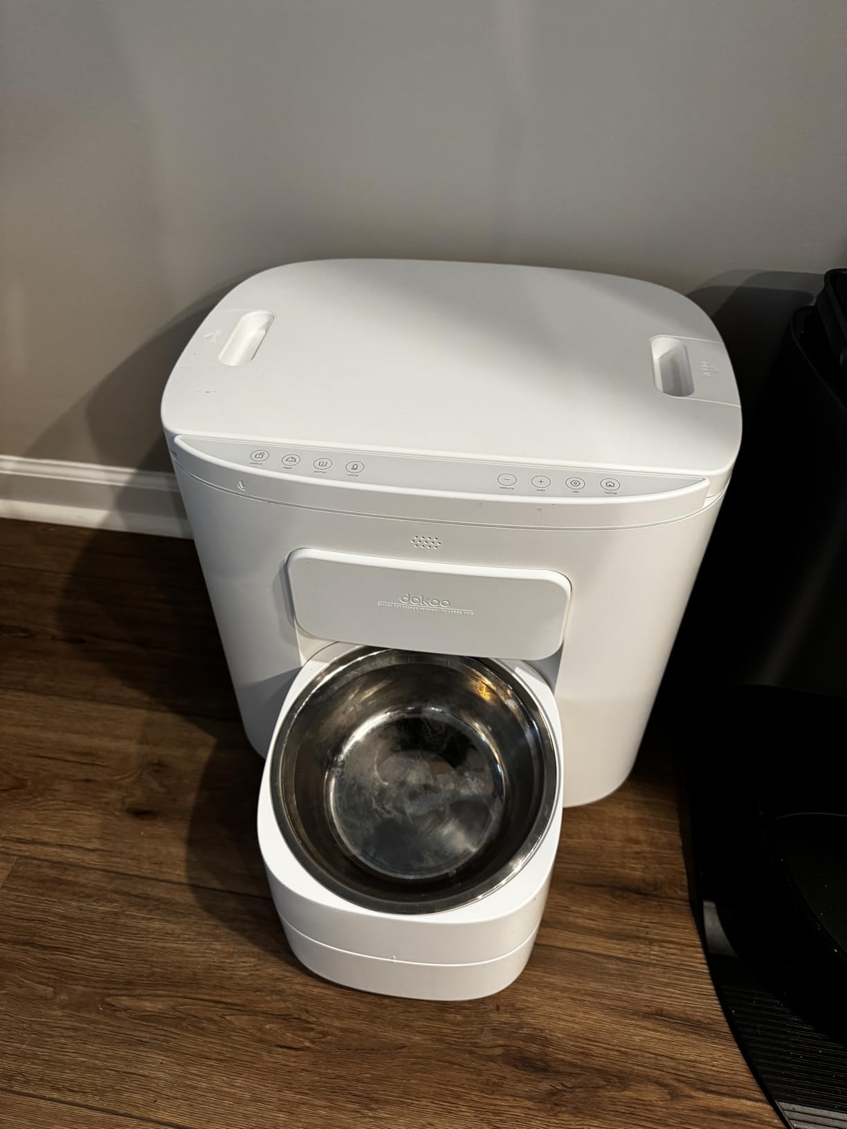 Automatic Dog Feeder for Large Breed, 15L/ 63Cups Vacuum-Sealed Airtight 100% Fresh Timed Home Auto Pet Feeder, Anti-Clog Pet Food Dispenser, 2-22mm Kibble, Voice Record, Dual Power, Stainless Steel customer photo 2