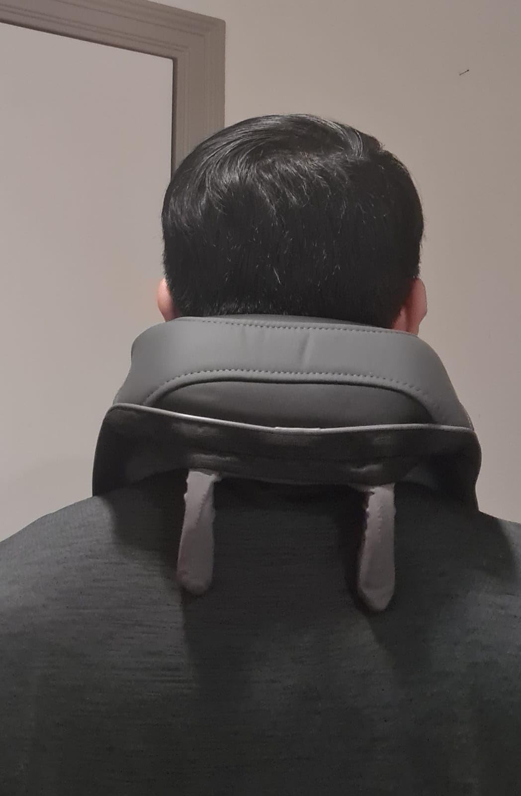Snailax Cordless Neck Massager with Heat for Pain Relief Deep Tissue, 4D Kneading, Rechargeable Shiatsu Back Neck Massager for Neck, Shoulders Back,Gift for Father customer photo 1