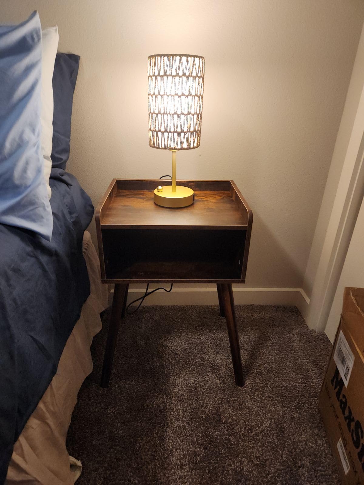 MaxSmeo Nightstand, Mid Century Modern Side Table Bedroom with Storage, Small End Bedside Table with Solid Wood Legs for Living Room, Office Small Spaces (Rustic Brown) customer photo 1