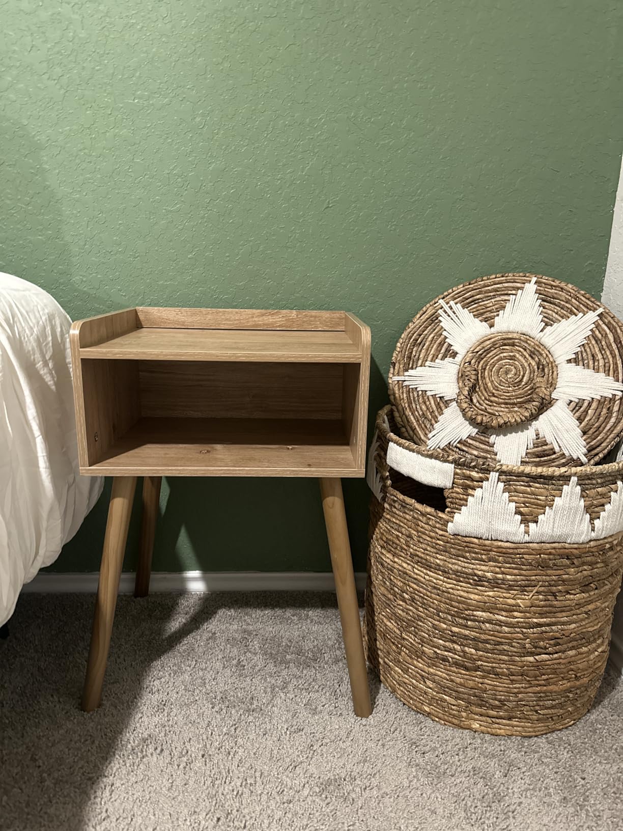 MaxSmeo Nightstand, Mid Century Modern Side Table Bedroom with Storage, Small End Bedside Table with Solid Wood Legs for Living Room, Office Small Spaces (Rustic Brown) customer photo 2