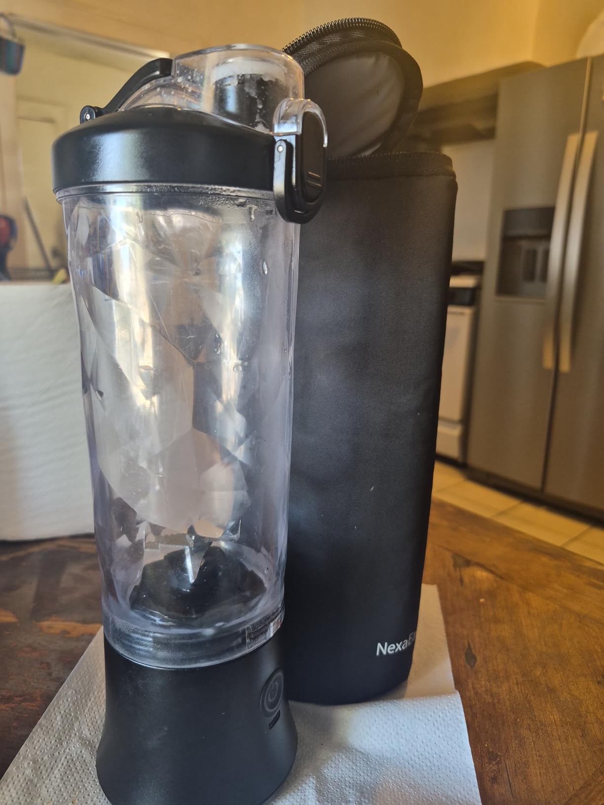 Portable Blender Personal Juicer for Shakes and Smoothies - 20 OZ Electric Protein Shaker Bottle with Insulated Sleeve, Travel Lid, USB-C Rechargeable - Mini Small Blender Cup for Kitchen, Office, Gym customer photo 1