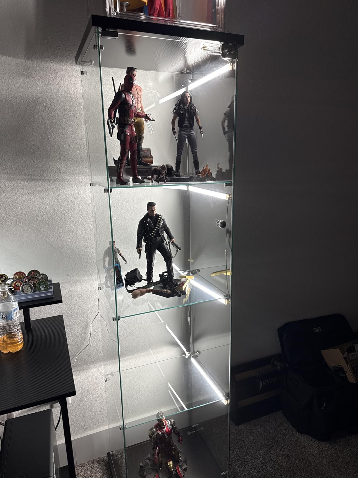 Beauty4U Glass Display Cabinet with LED Light, 4 Shelves, Curio Cabinets for Living Room, Bedroom, Office, White Floor Standing Glass Bookshelf, Quick Installation customer photo 1