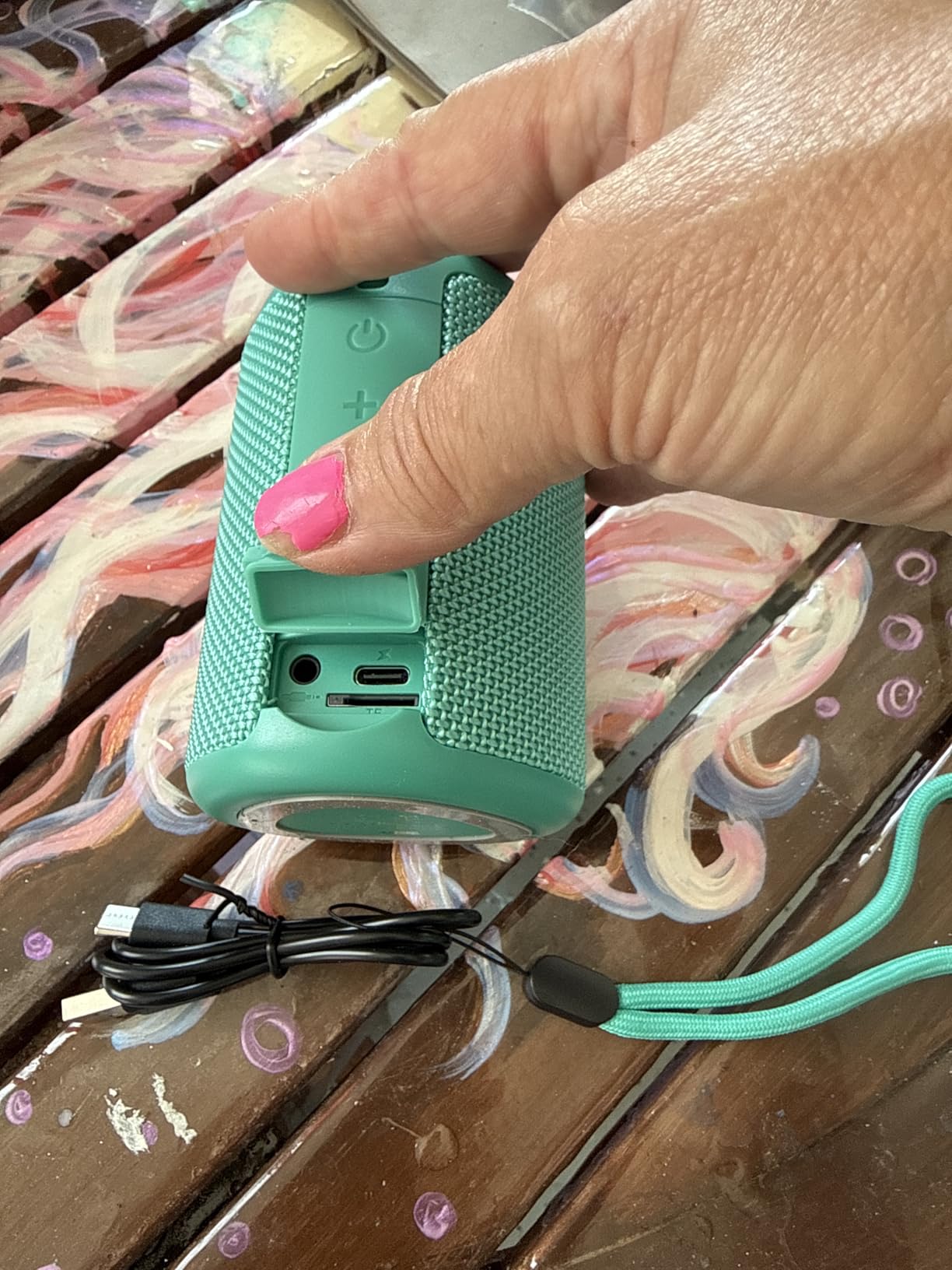 CHIFENCHY Travel Speaker customer photo 2
