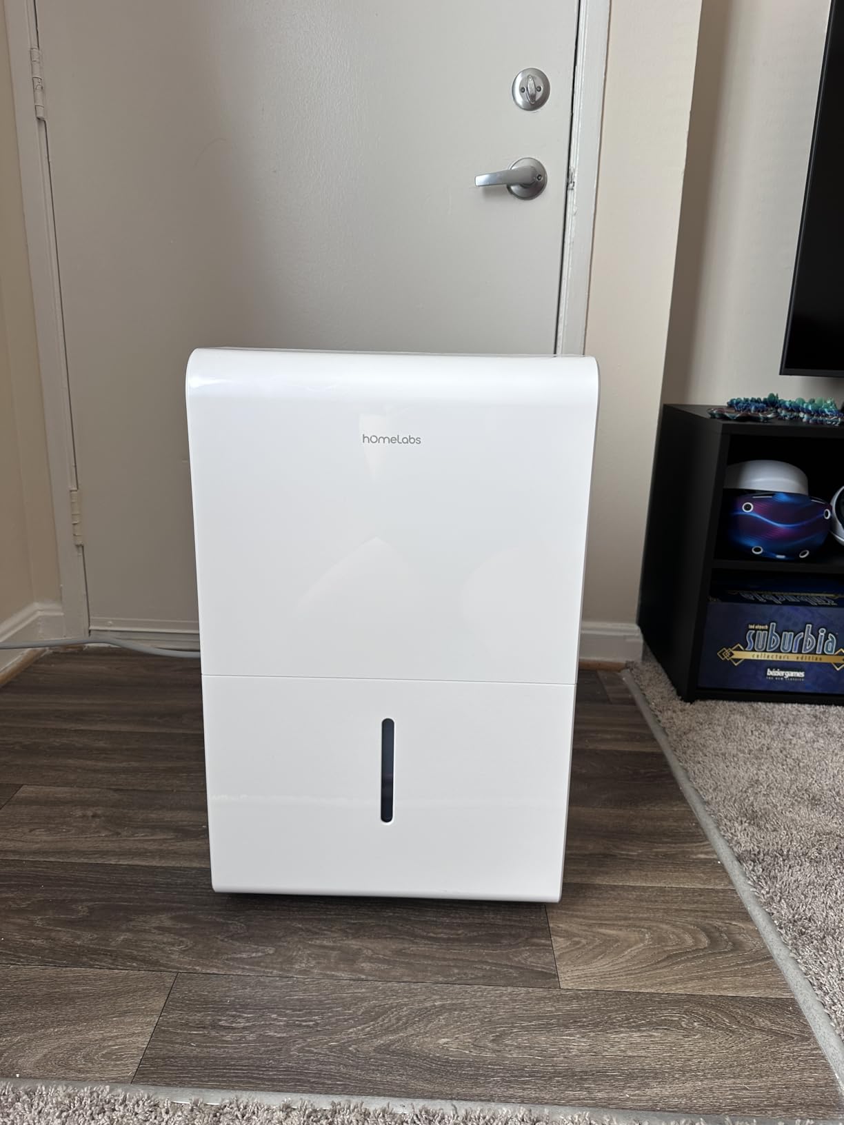 hOmeLabs Dehumidifier 7,500 Sq Ft Wi-Fi with Pump (50 Pint MAX 120 Pint at 95°F, 90% RH) for Home, Office, Basements with Powerful Moisture Removal, Humidity Control, Auto Shut-off, Quiet Operation customer photo 2