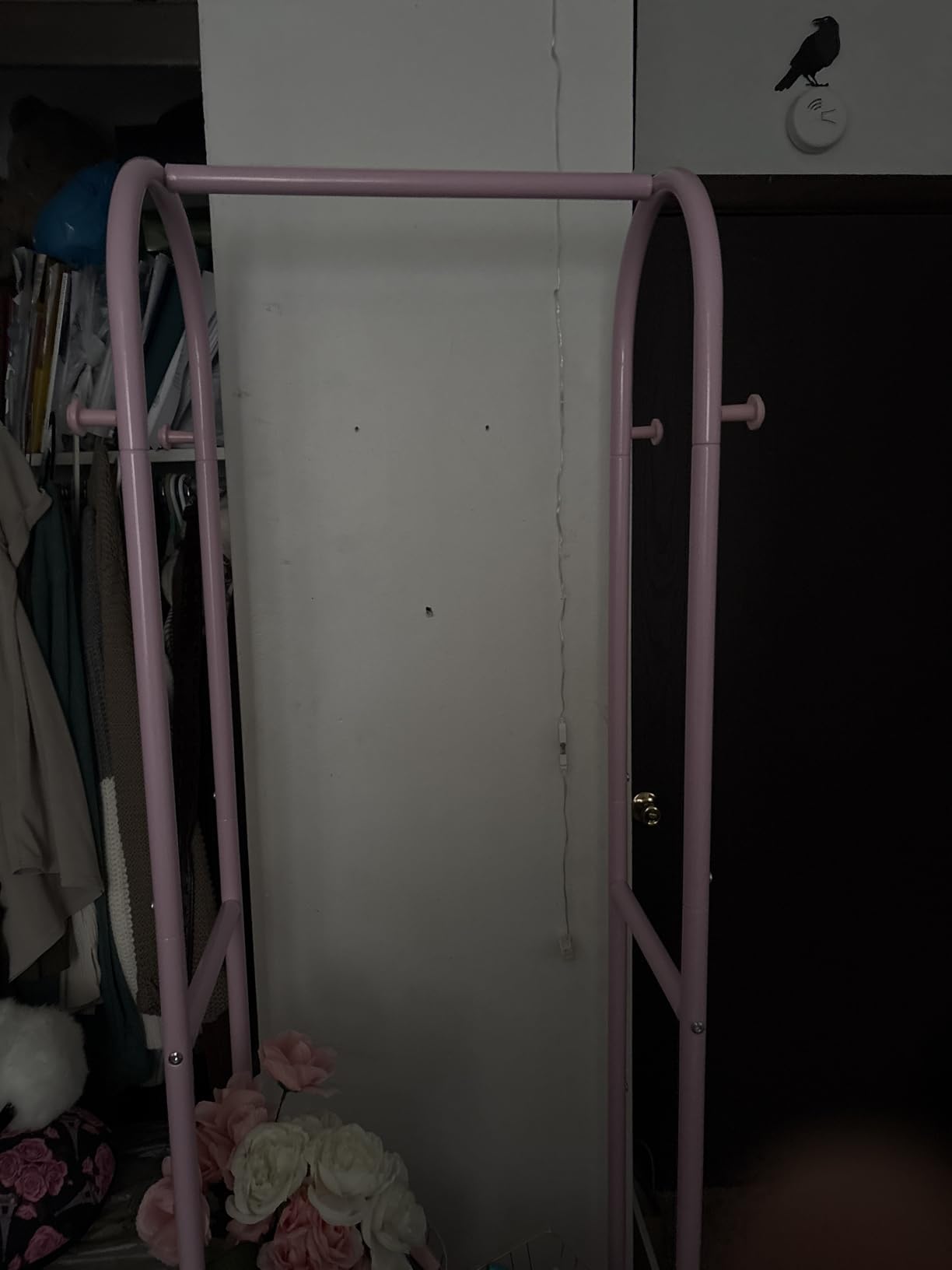 Kaitiemoo Heavy Duty Clothing Rack with Wheels, Modern Garment Rack with 3 Metal Shelves, 71.8 Inches Display Rack customer photo 2