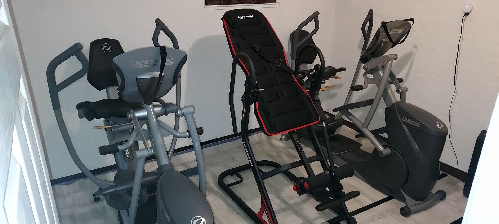 HARISON Inversion Table for Back Pain Relief - Decompression Back Stretcher, 350LBS Capacity, 4-Position Inversion, 3D Memory Foam Backrest customer photo 2