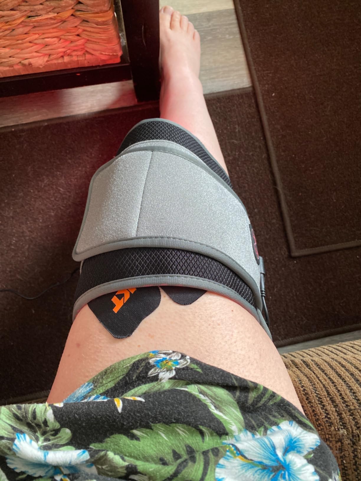 Comfytemp Red Light Belt with 126 LEDs, Wearable Red Light Wrap with Timer, 660nm & 850nm, 22W (Corded) customer photo 1