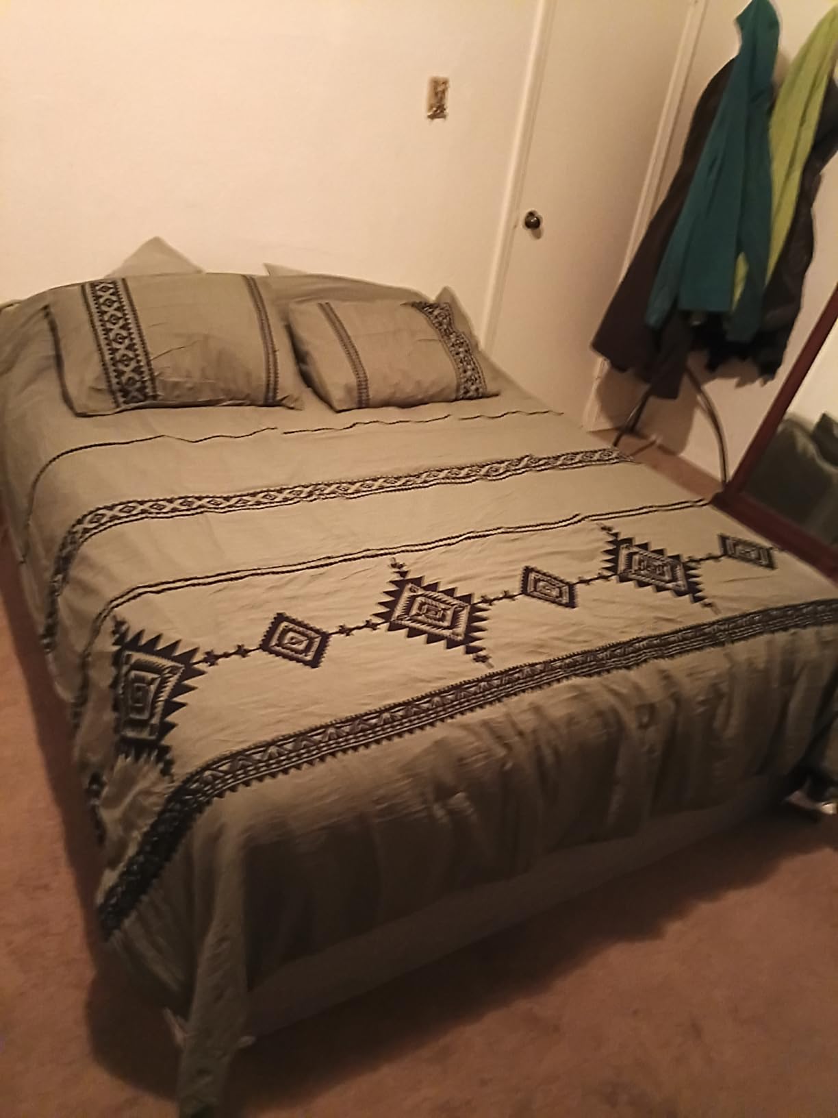 MaiRêve Embroidery Comforter Set, Boho Farmhouse Western Bedding Set, All Season Bed in A Bag Comforter Set with Sheets, Pillowcases & Shams, Olive Green Queen 7 Pieces customer photo 2