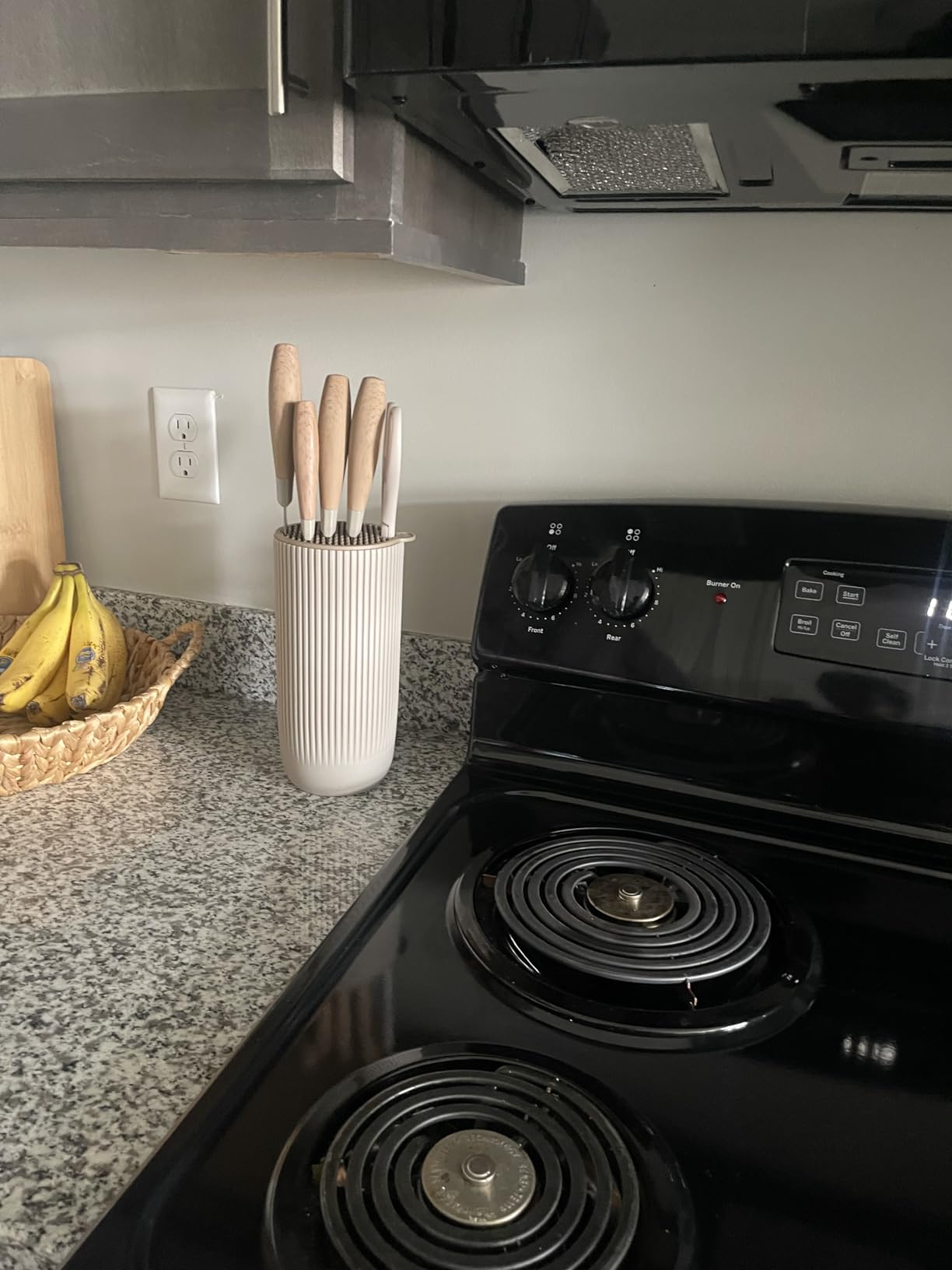 Knife Set, Wiztoynia 6-Piece Coffee Kitchen Knife Set for Home, Anti-Rust Non-stick Stainless Steel Sharp Chef Knife Set with Universal Knife Block for Kitchen, Ergonomical Design (Coffee) customer photo 1