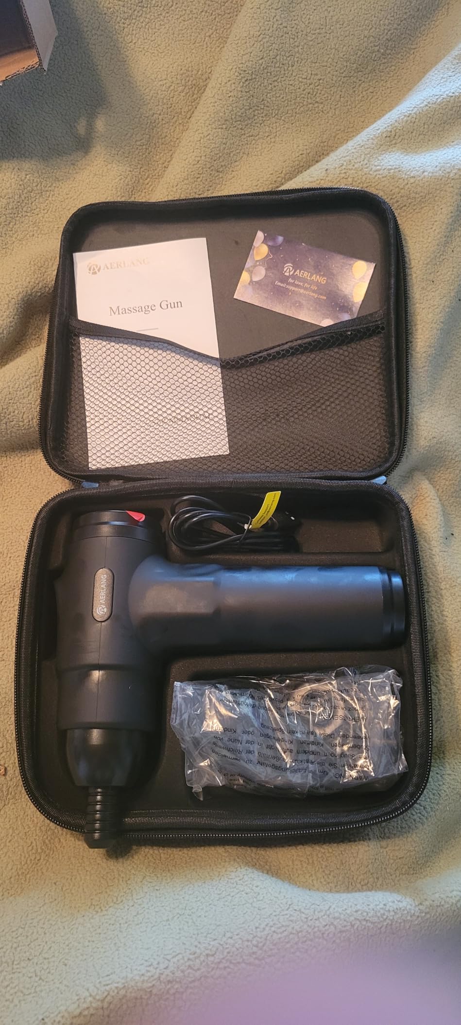AERLANG Muscle Massage Gun, Back Massager Deep Tissue Gun for Athletes to Relief Pain and Relax with 20 Adjustable High Intensity Speeds 6 Heads, Body Carrying Case customer photo 1