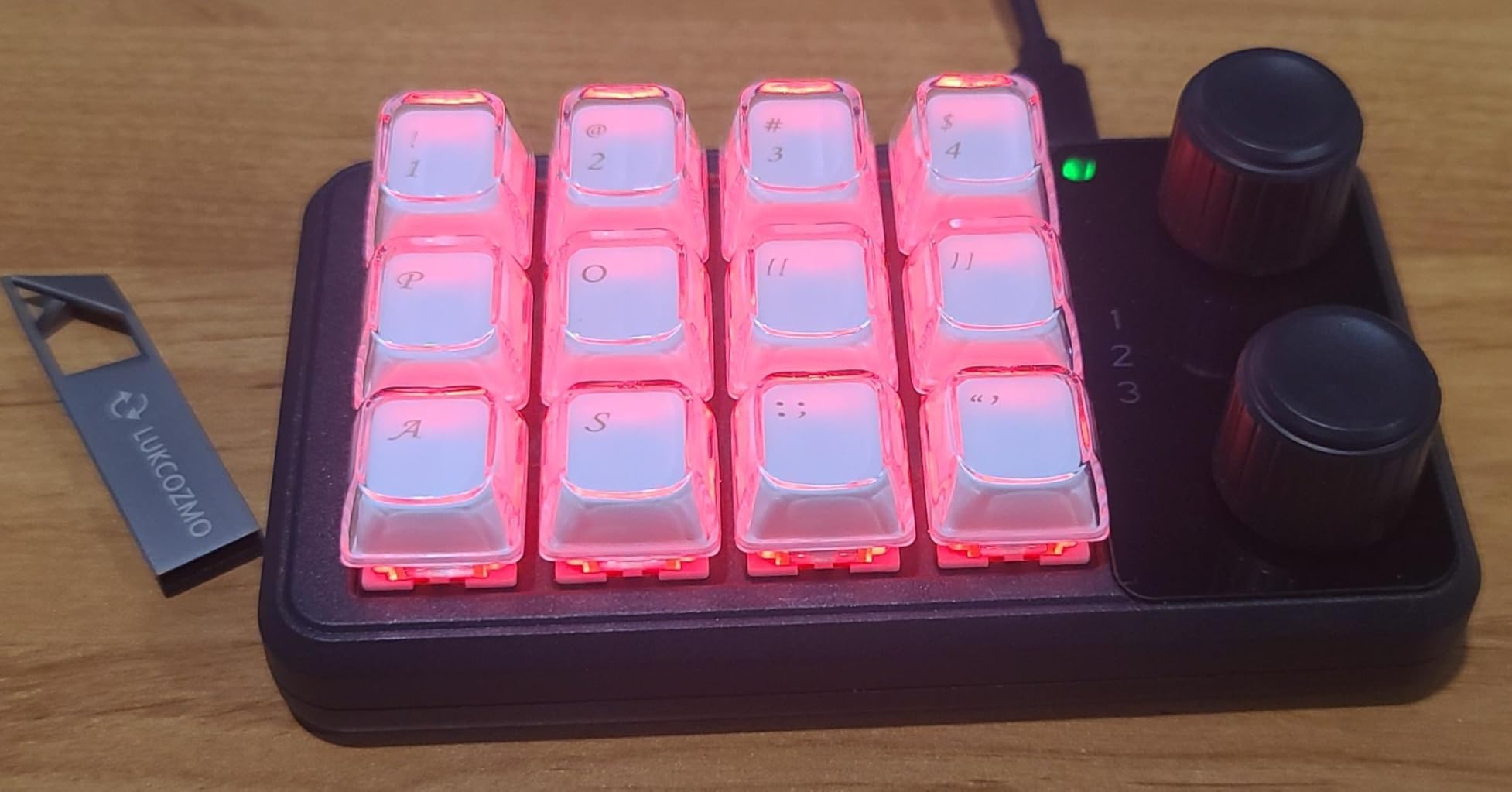 12-Key Macro Pad Programmable Mini Mechanical RGB OSU Knob Wireless Type-C customer photo 1