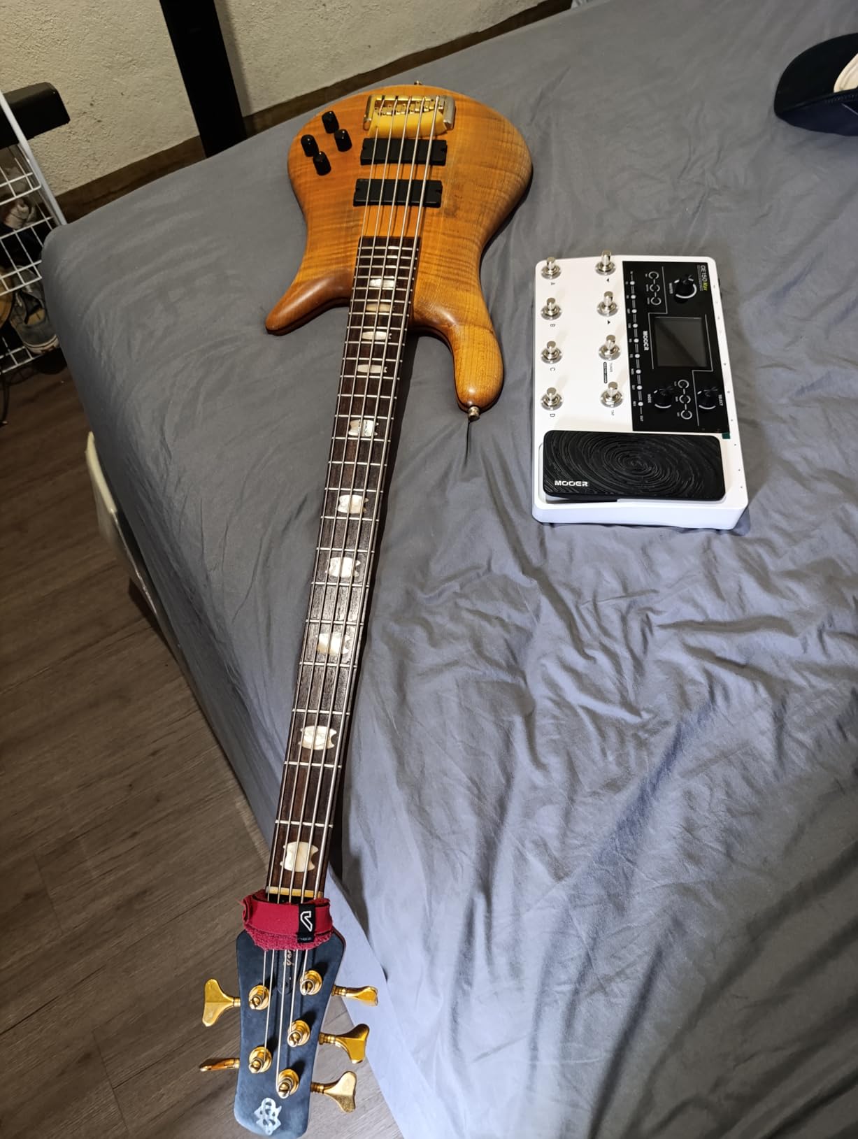 MOOER GE150 Pro Guitar Multi Effects Processor, 200 Presets and 170 Effects, NAM and MNRS Support, 55 Amp Models, 26 Cab Sims, 20 IR Slots, USB OTG Recording, Looper and Expression Pedal customer photo 1