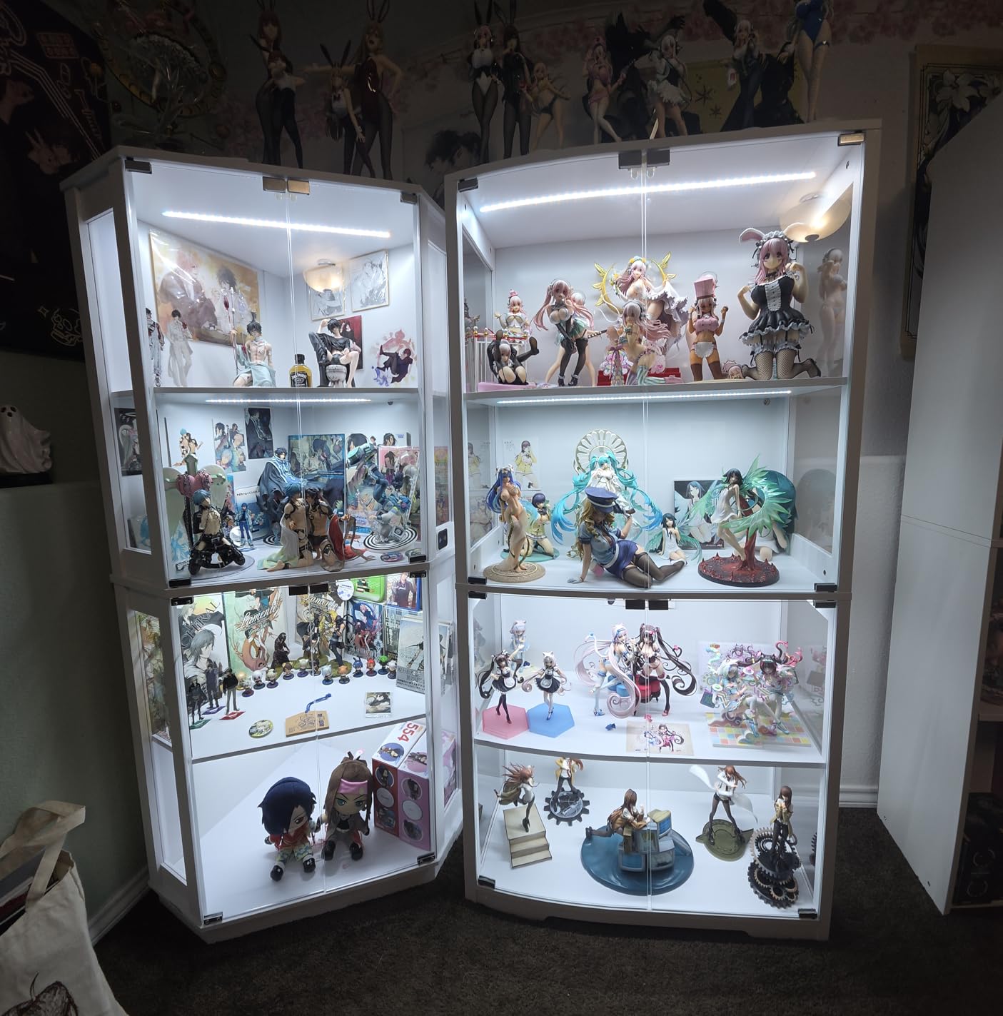 BROTTAR Display Cabinet with Glass Doors, 4-Tier Curio Cabinet with 3 Color Lights for Collectibles, Glass Display Case with Human Body Sensor, Bookcase with 4 Shelves, Storage Cabinets, Black customer photo 2